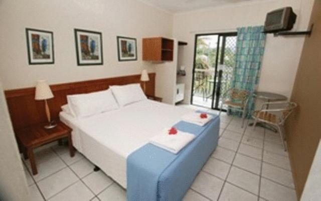 Colonial Queen Suite - Photo 5
