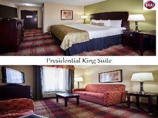 Family Room with Three Queen Beds - Non Smoking - Photo 1