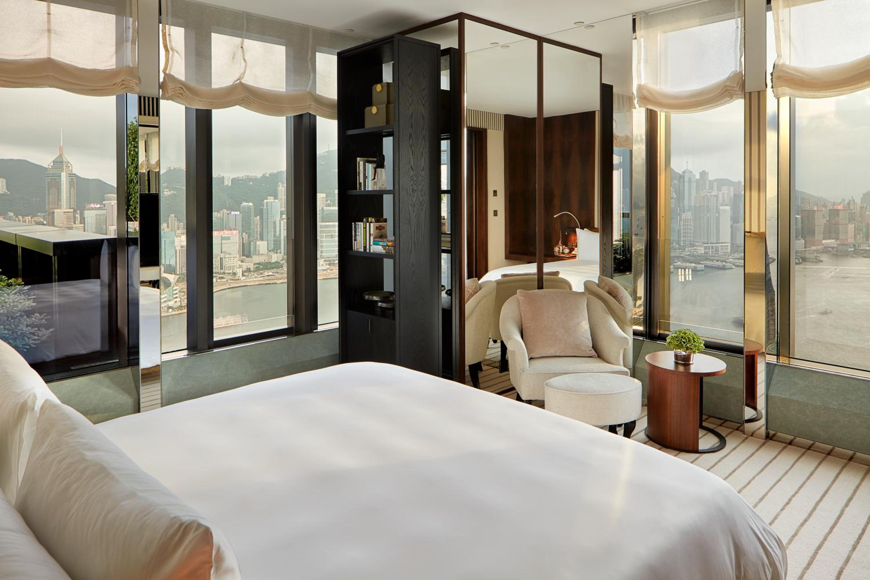 Rosewood Deluxe 2-Bedroom with Harbor View