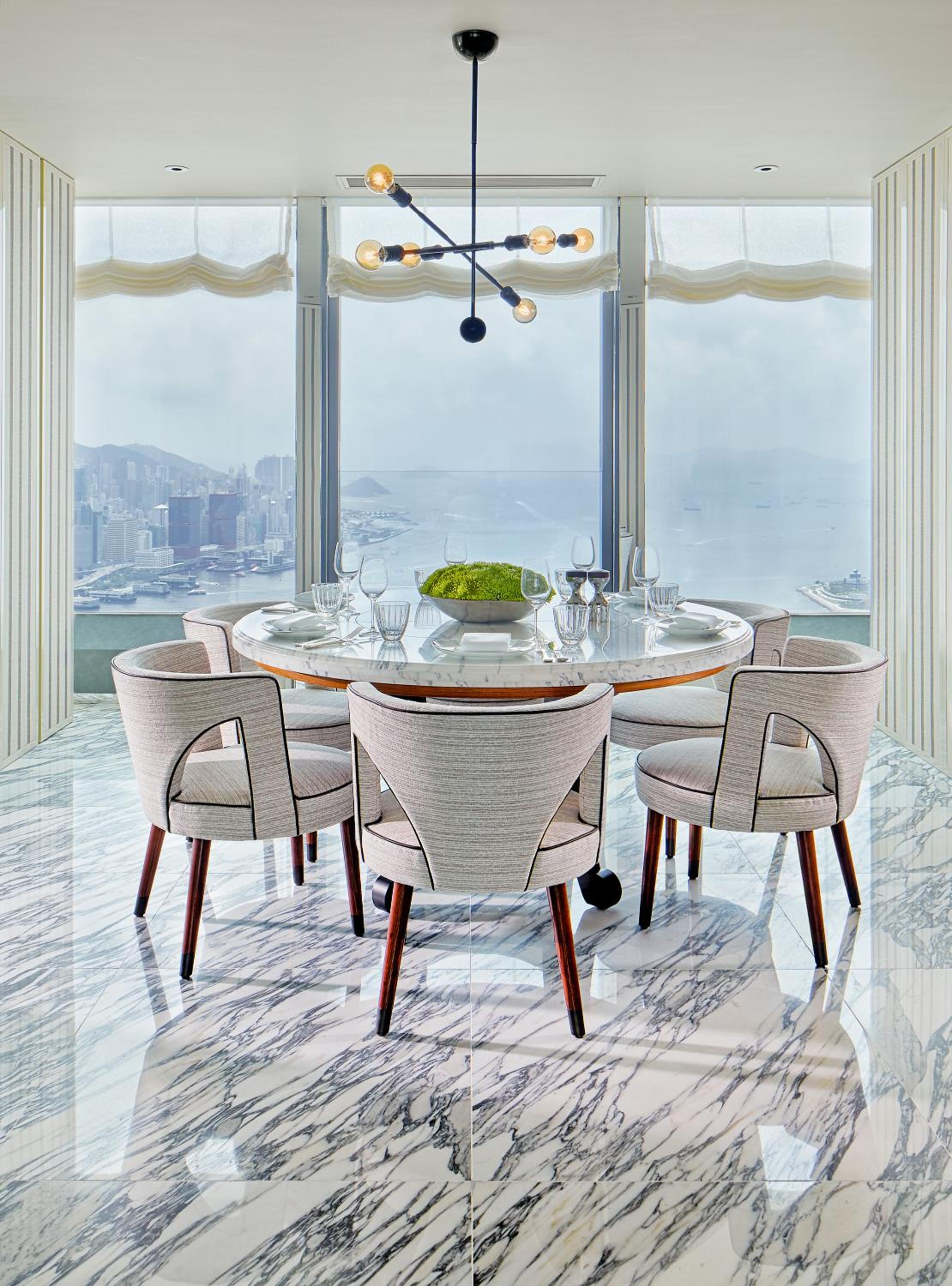 Rosewood Deluxe 3-Bedroom Suite with Harbor View