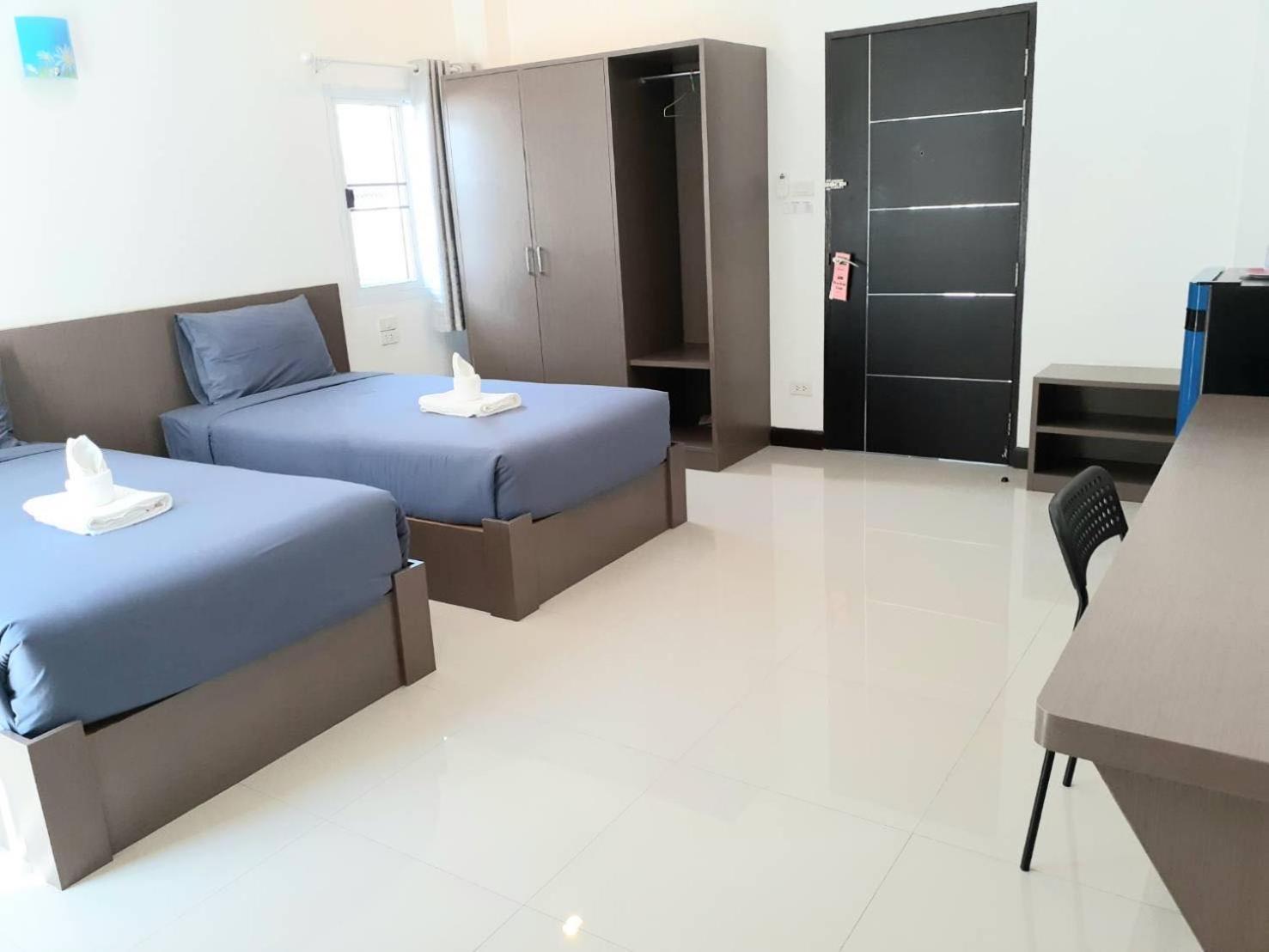 Large Twin Room with Balcony