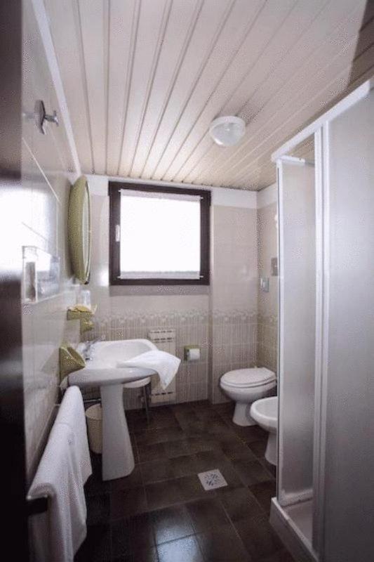 Double Room with Balcony photo 2