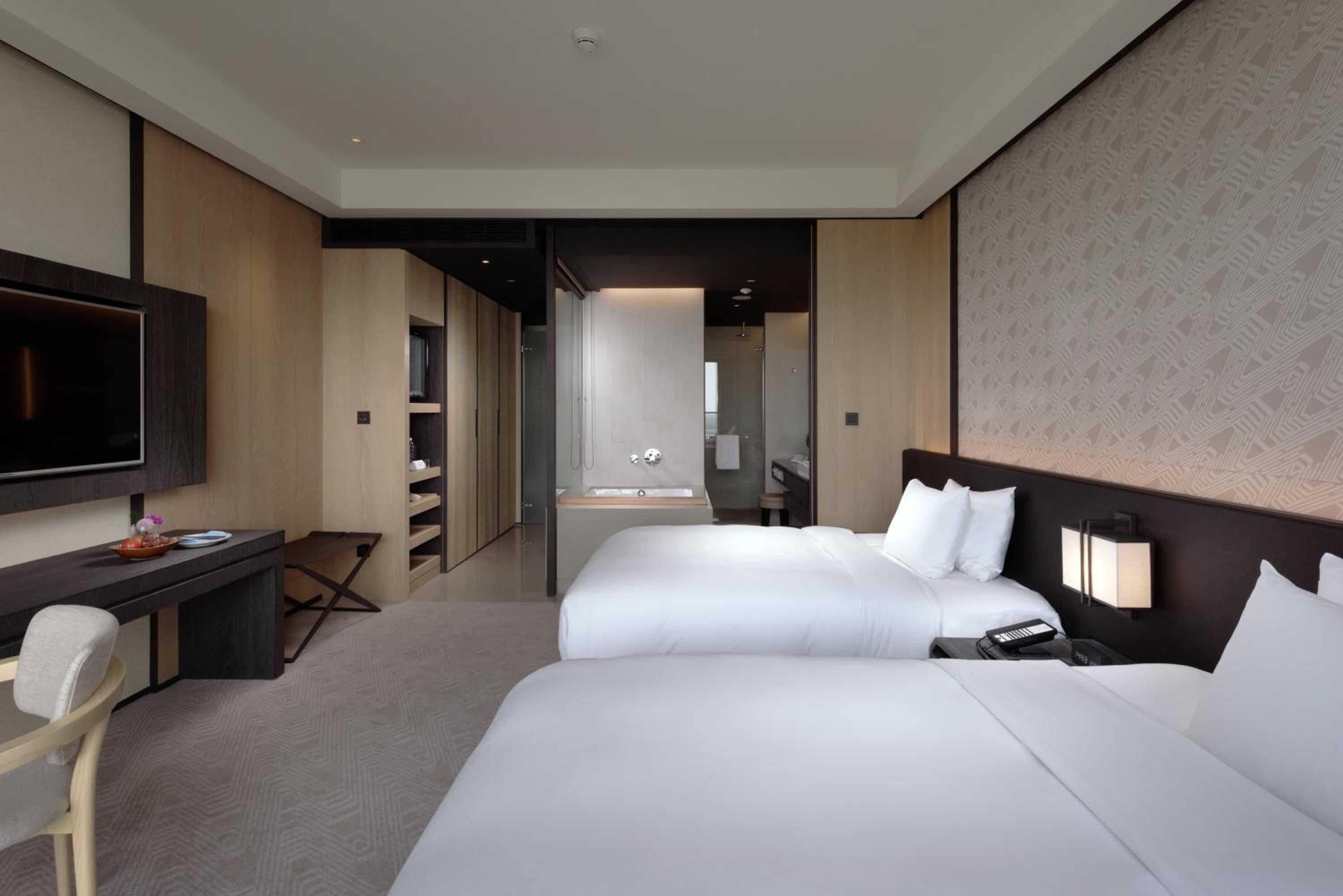 Standard Double Room with Balcony and River View