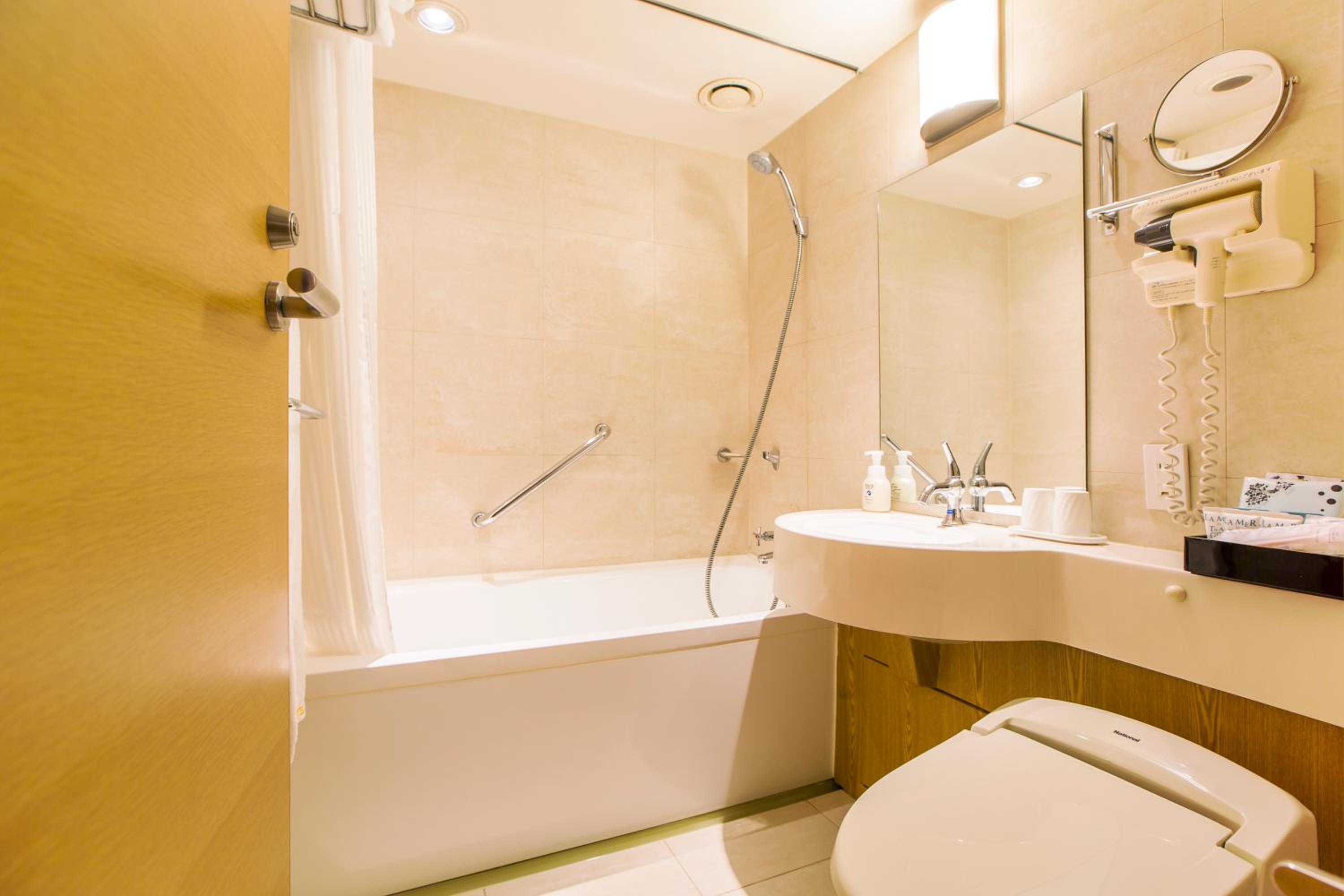 Executive Twin Room with Lounge and Fitness Access - Non Smoking - Photo 2