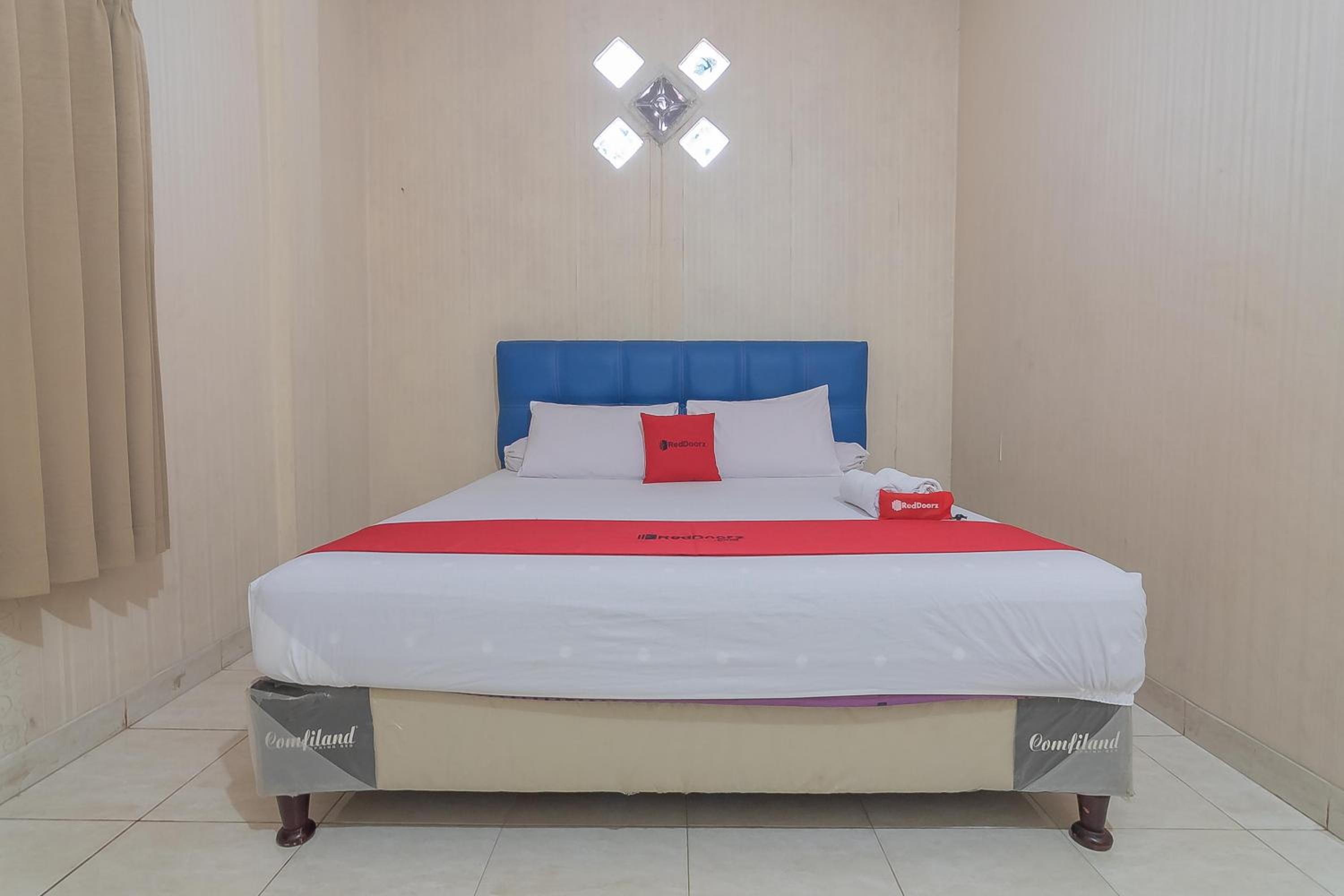 Double Room - Photo 5