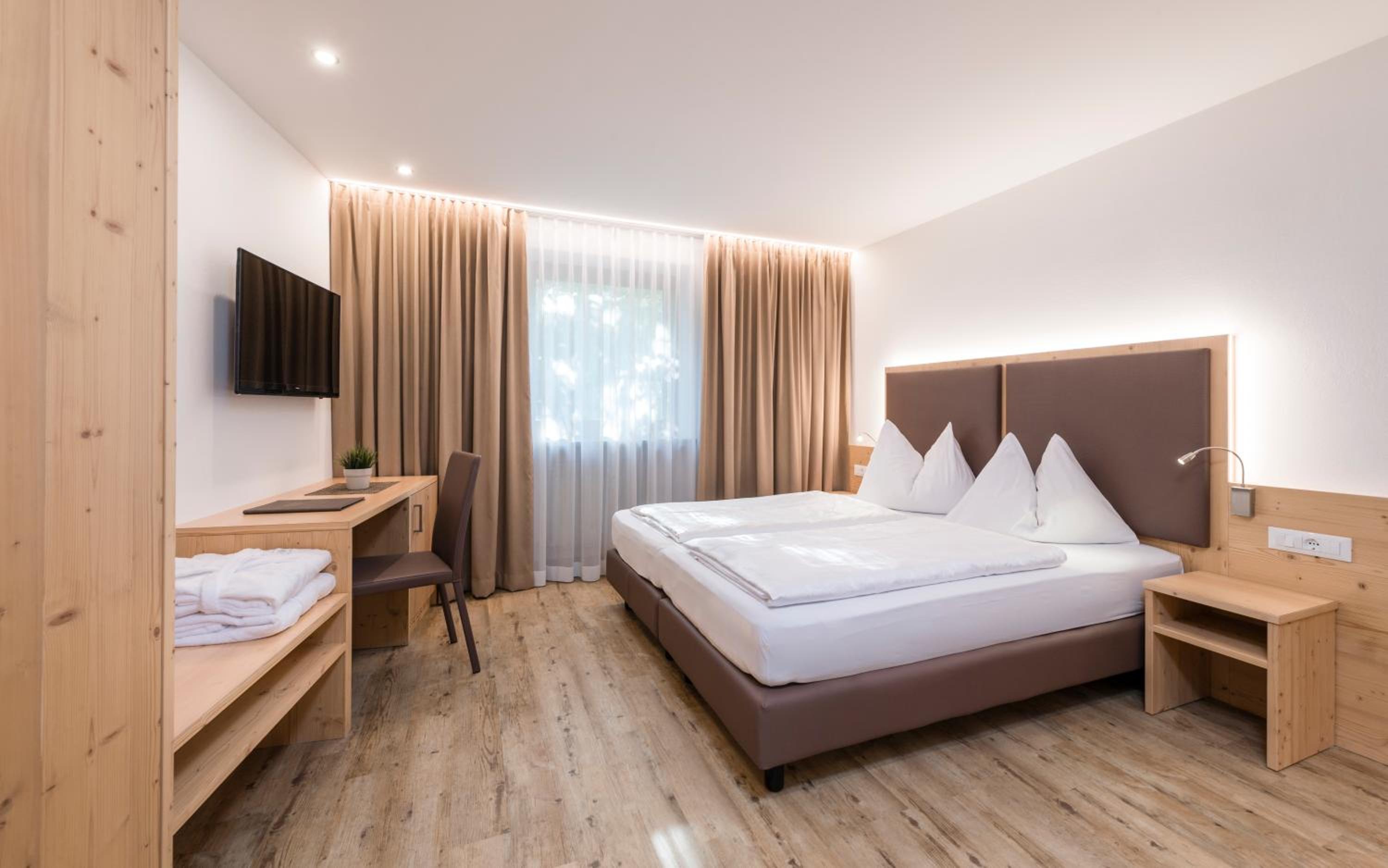 Economy Double Room