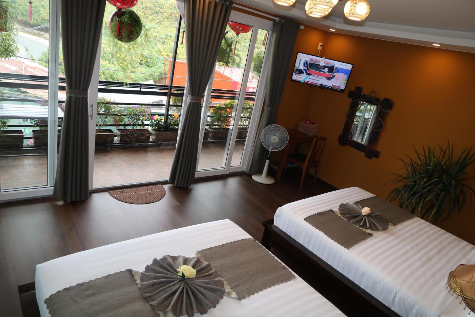 Family Suite with Balcony photo 3
