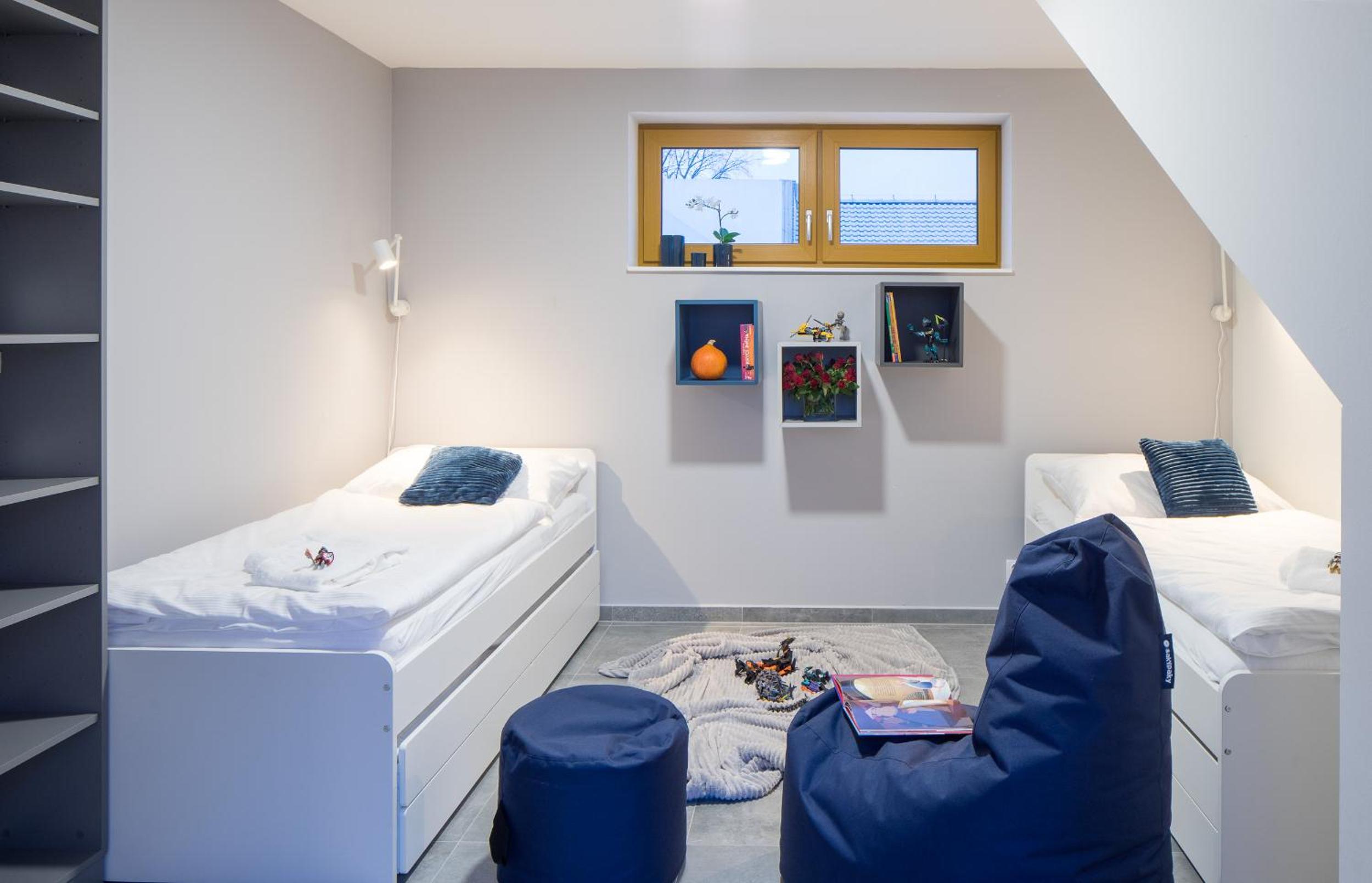 Two-Bedroom House photo 3