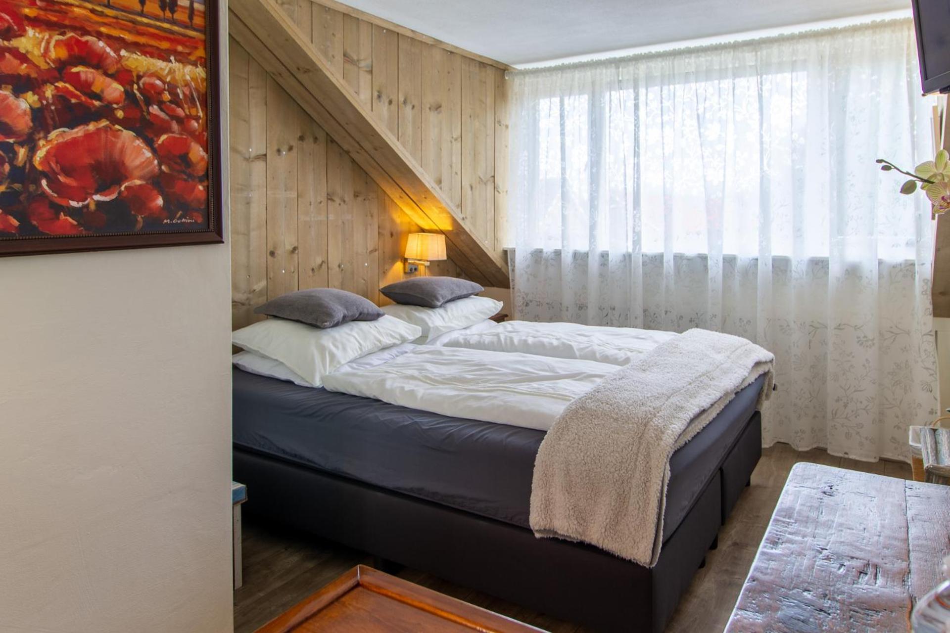 Double Room with Private Bathroom photo 1