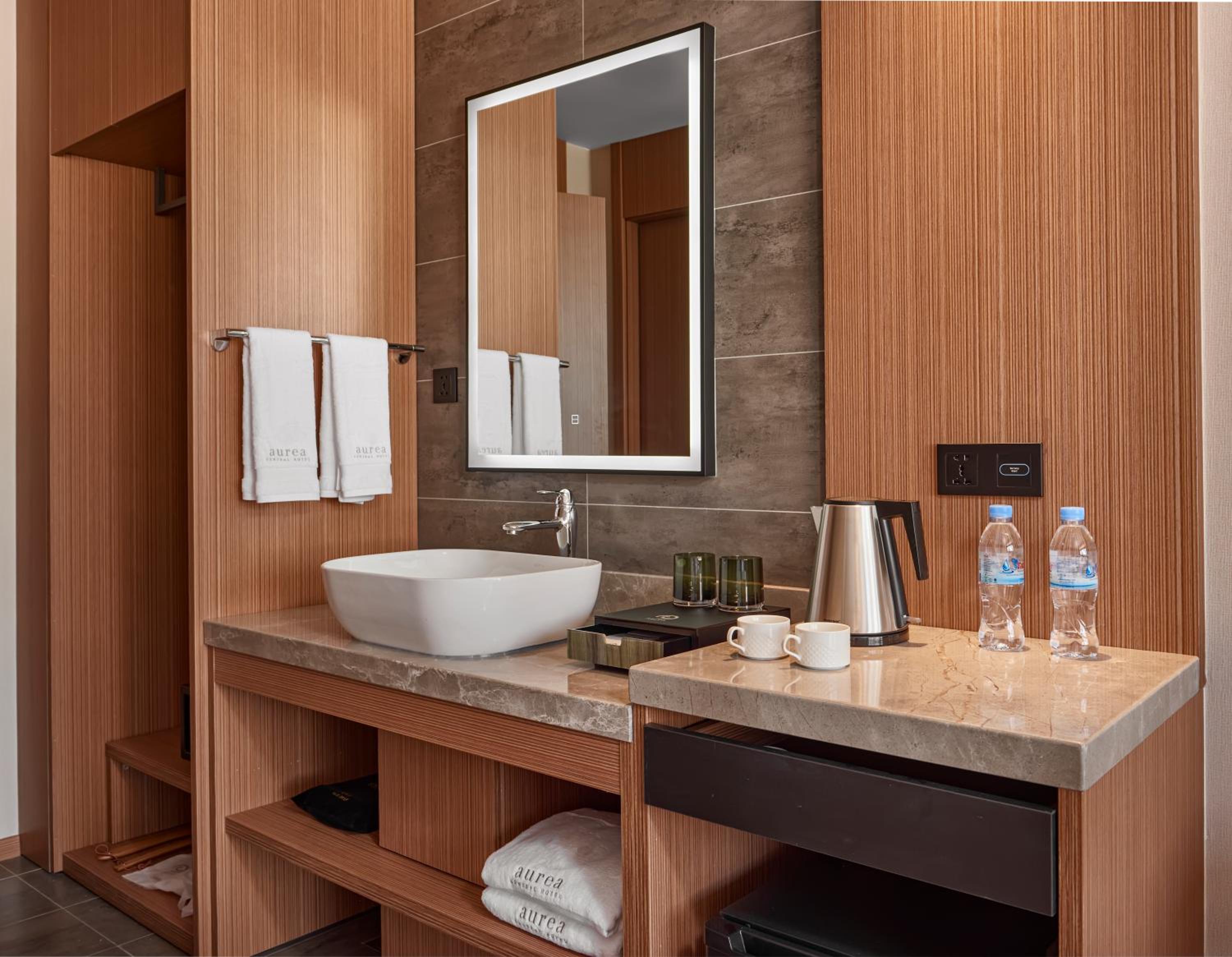 Deluxe Twin Room - Photo 1