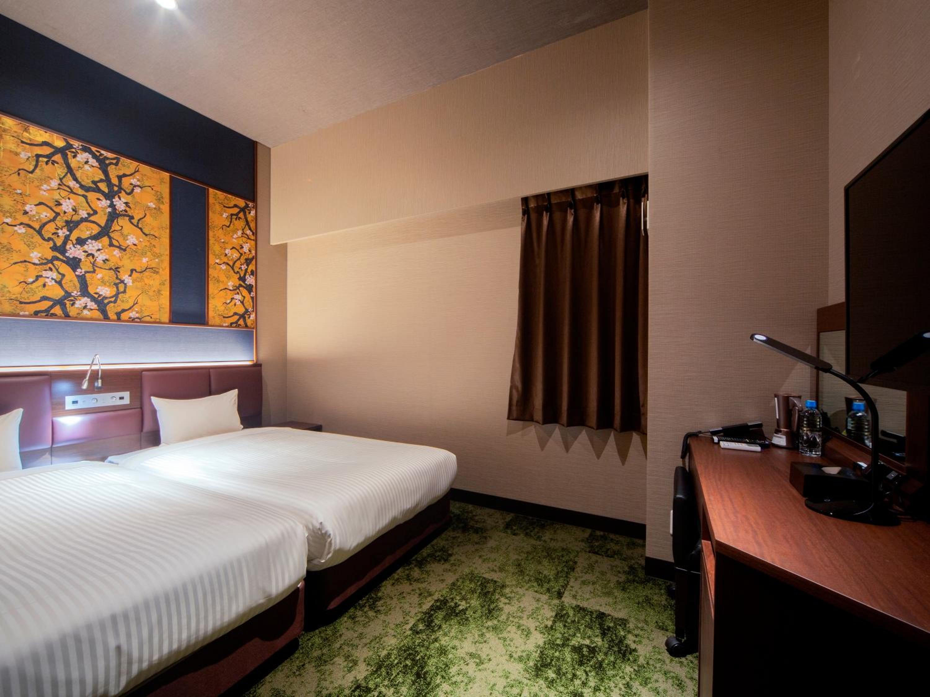 Deluxe Twin Room - Non-Smoking - Photo 3