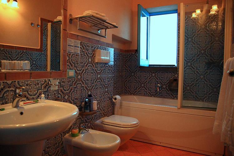 Junior Suite with Sea View and Terrace  photo 3