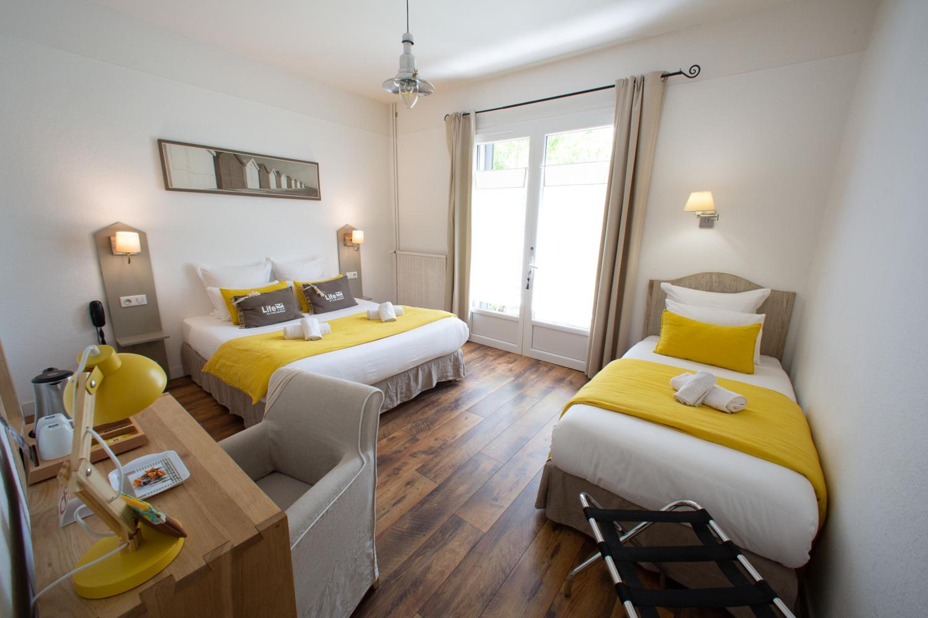 Triple Room