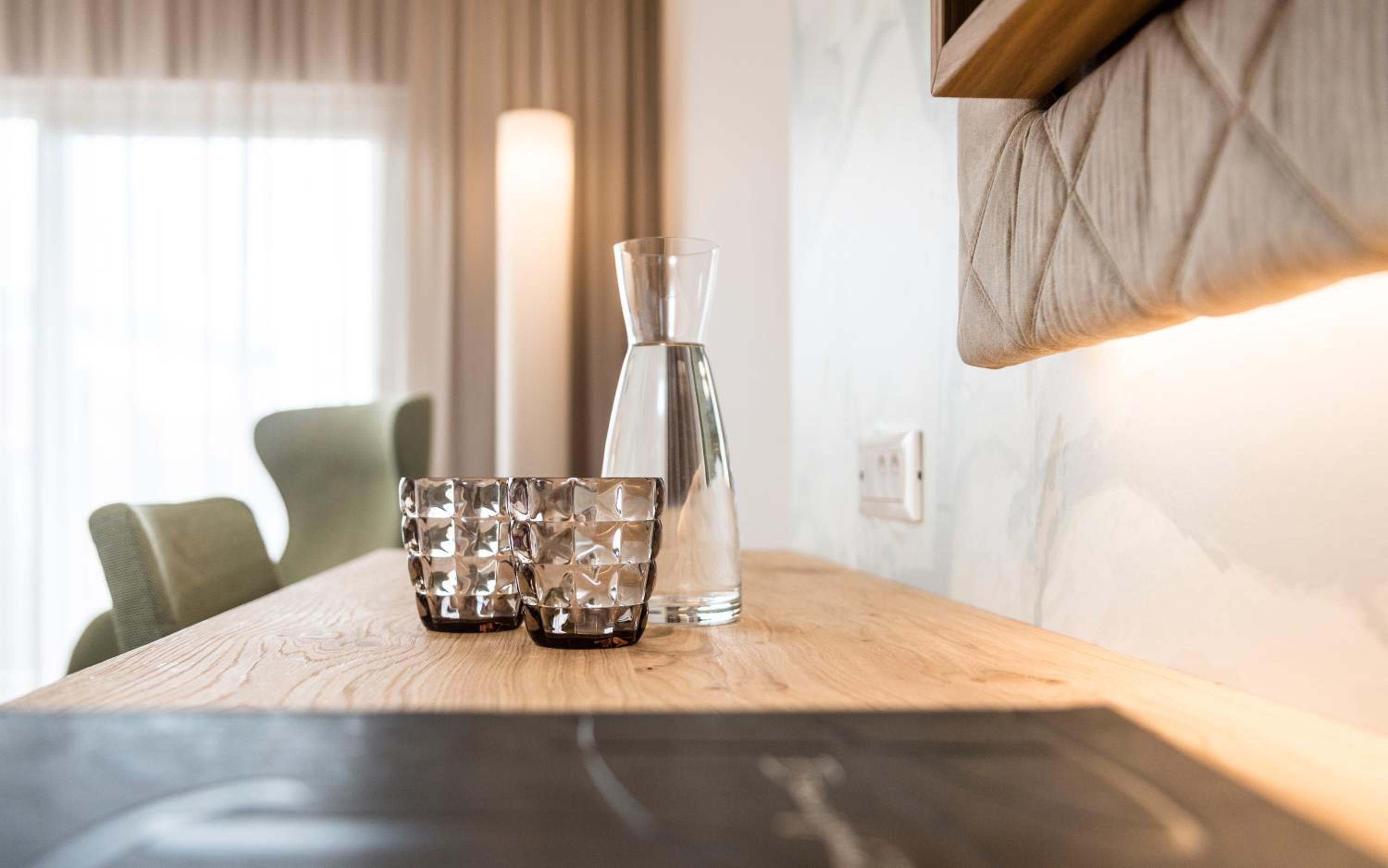 Deluxe Double Room with Balcony - Photo 3