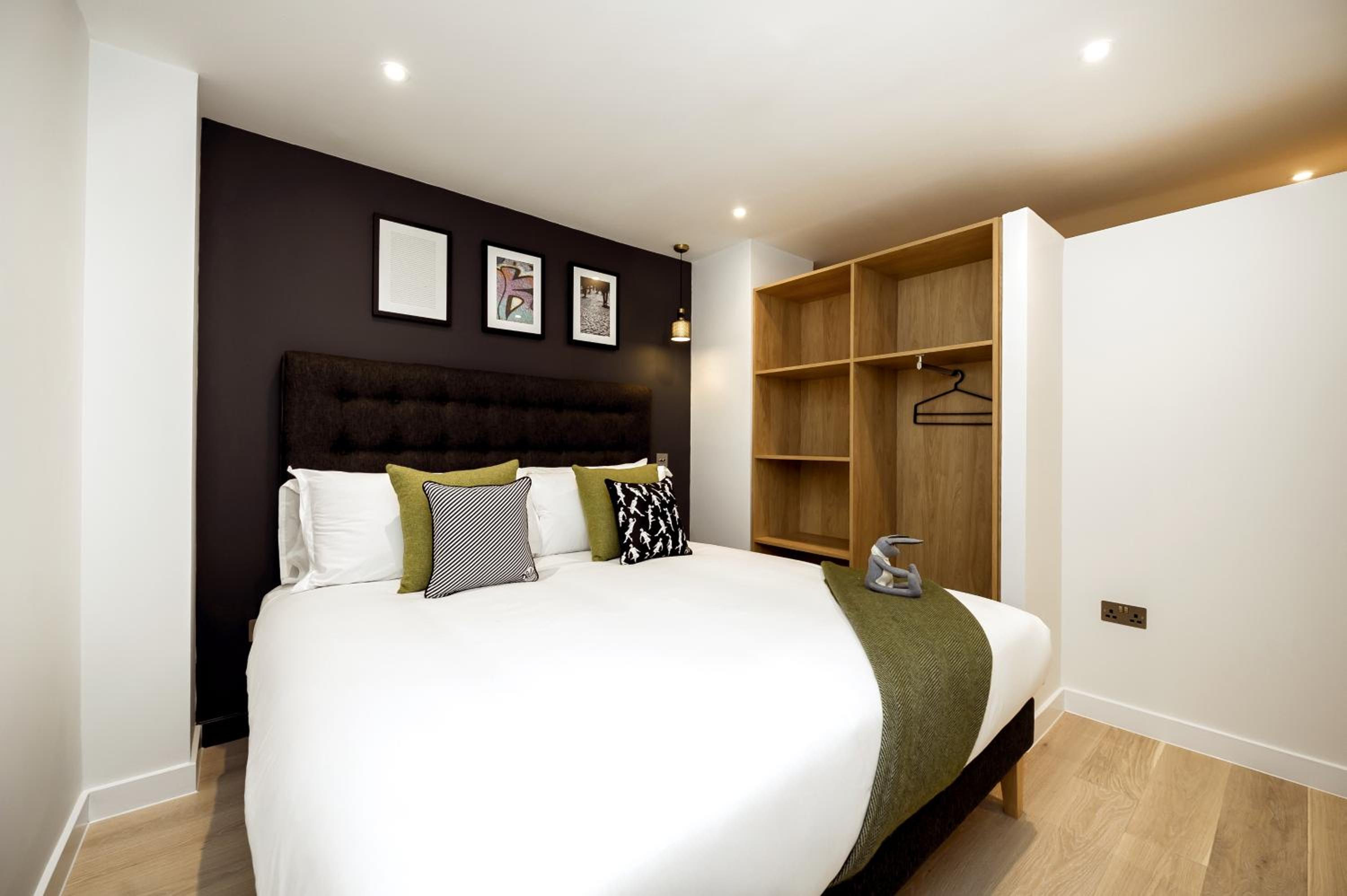 One Bedroom Open Plan thumbnail 6