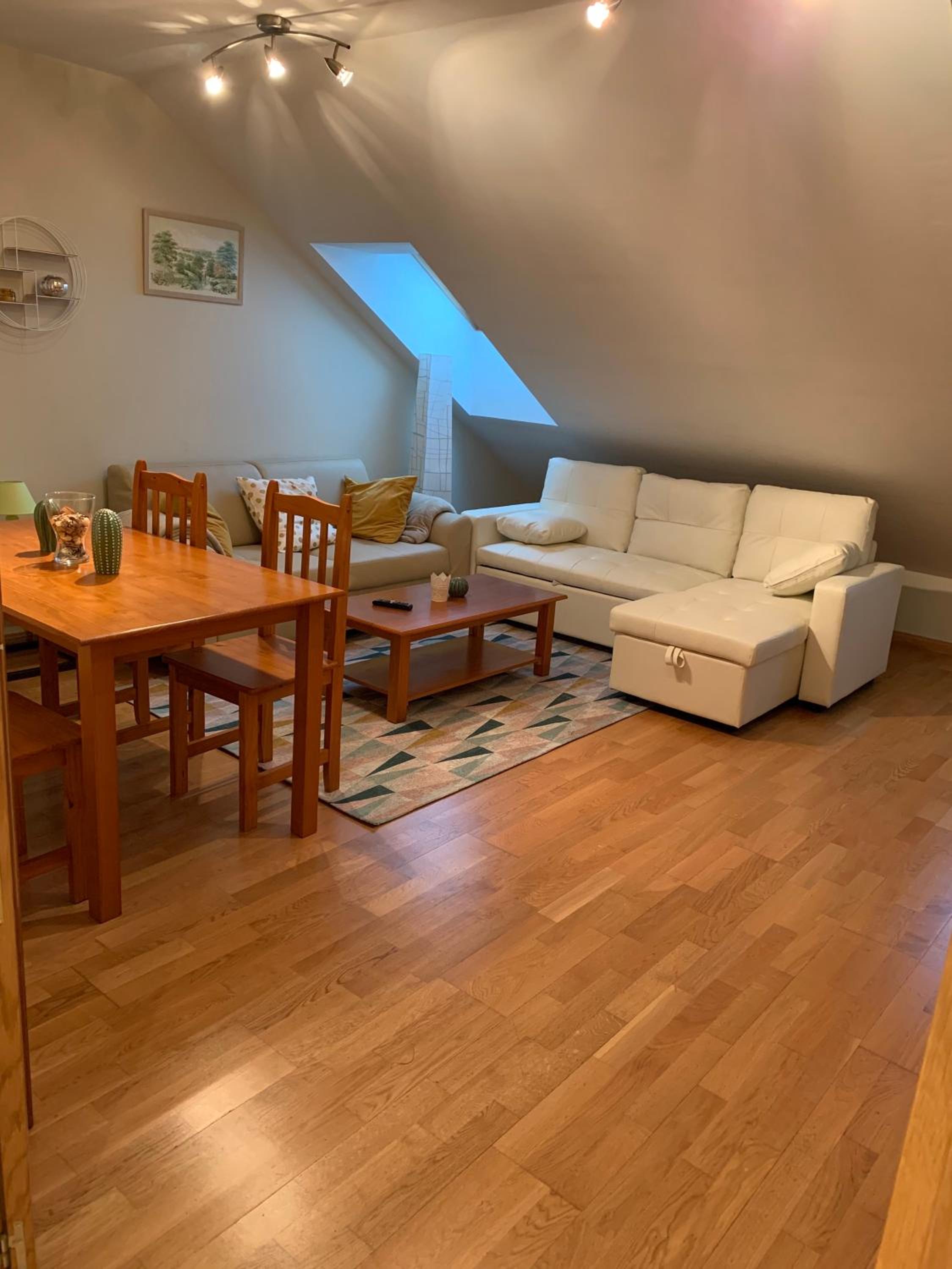 Two-Bedroom Apartment - Photo 9