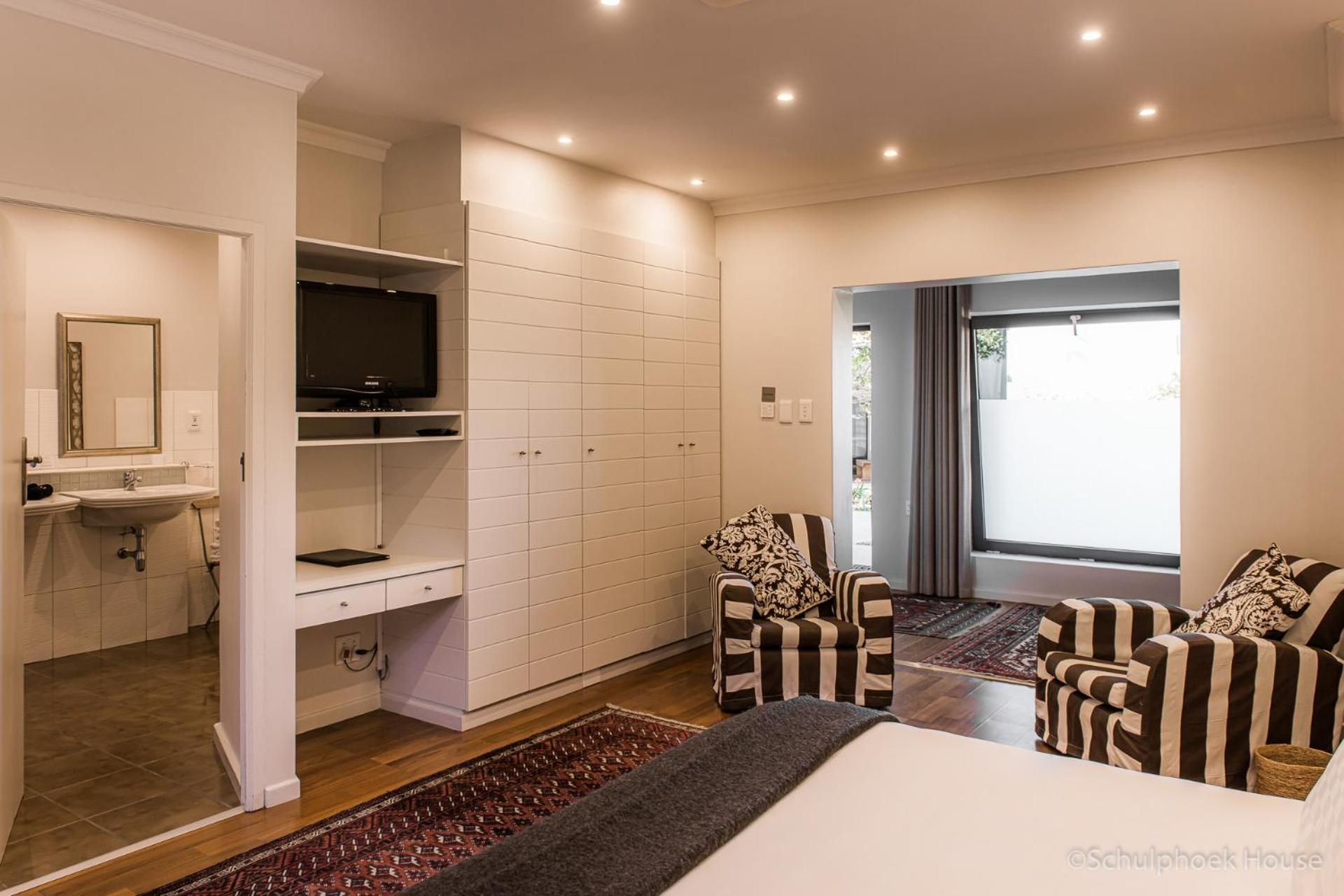 Standard Twin Room with Garden View - Photo 5