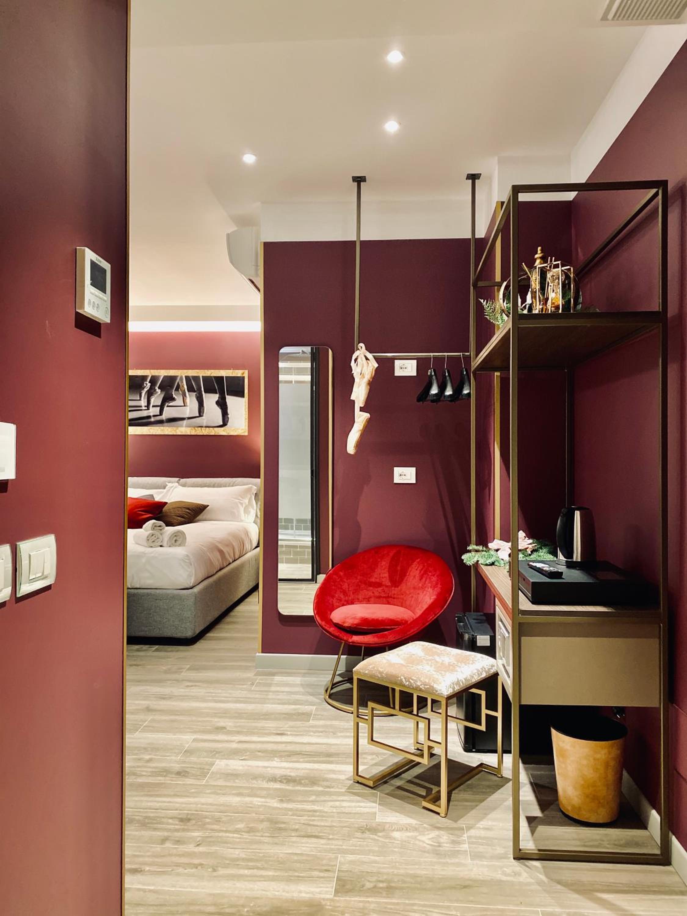 Quadruple Room - Photo 16