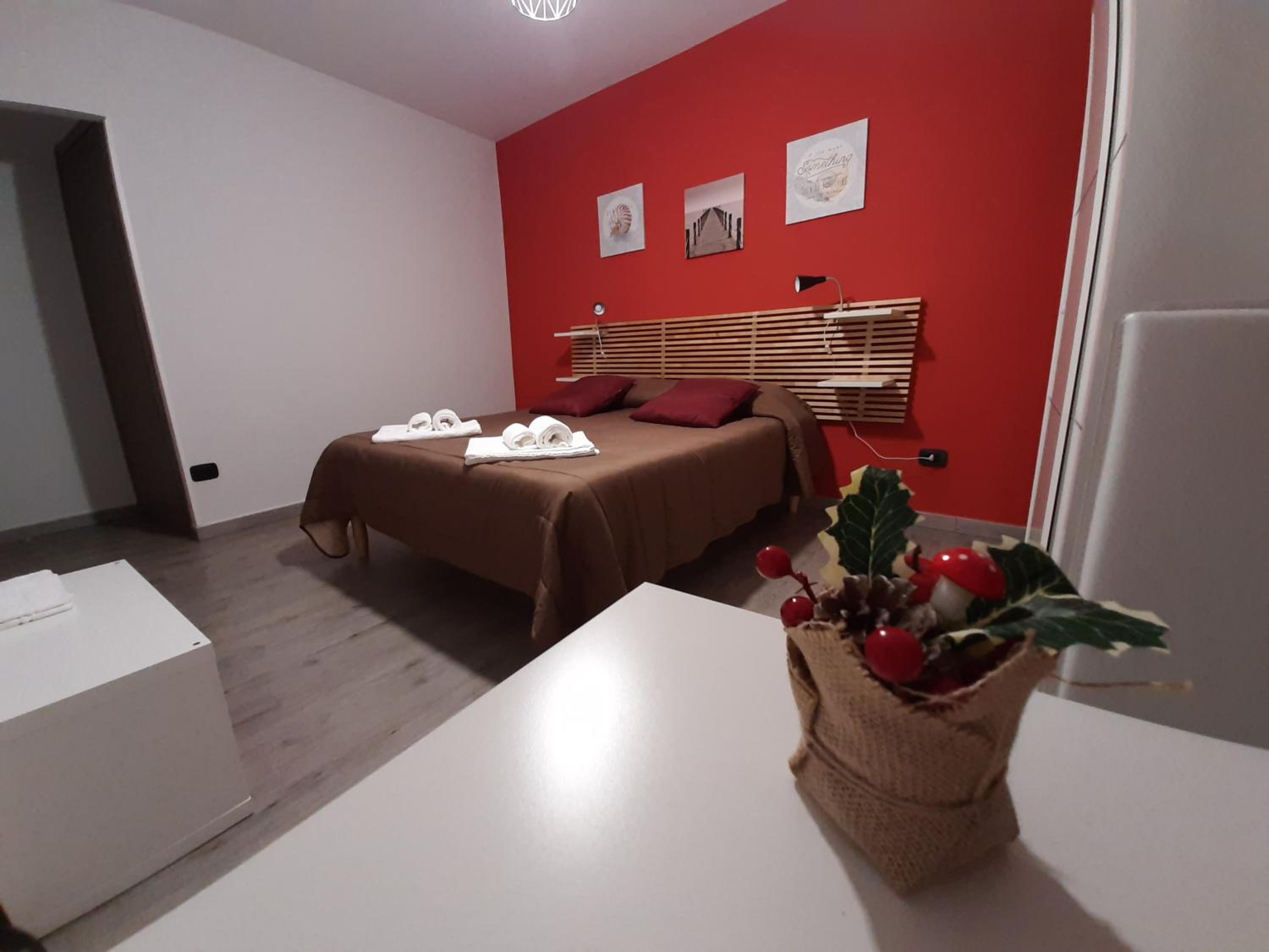 Deluxe Double Room - Photo 40