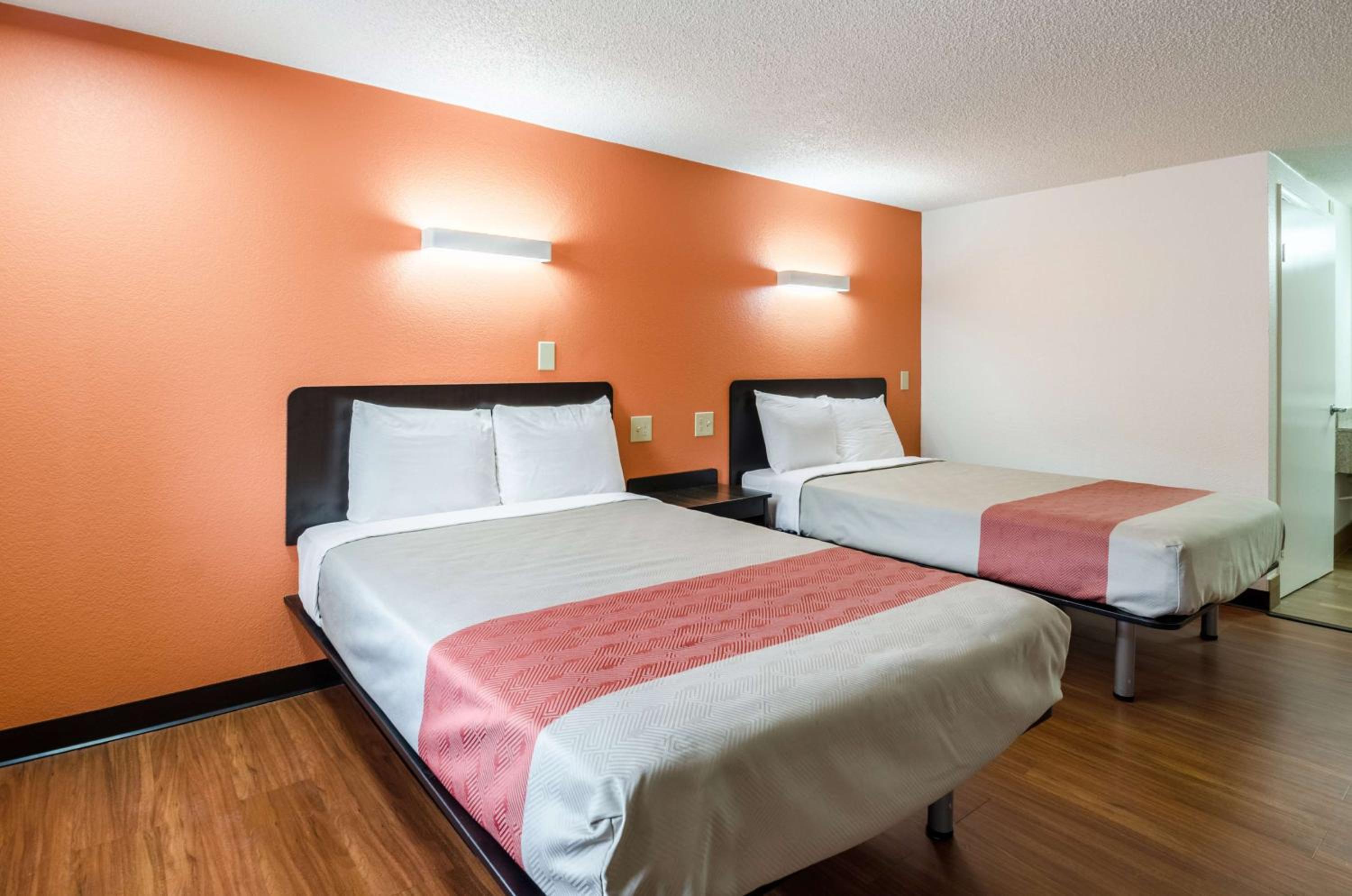 Quadruple Room - Disability Access - Non-Smoking photo 1