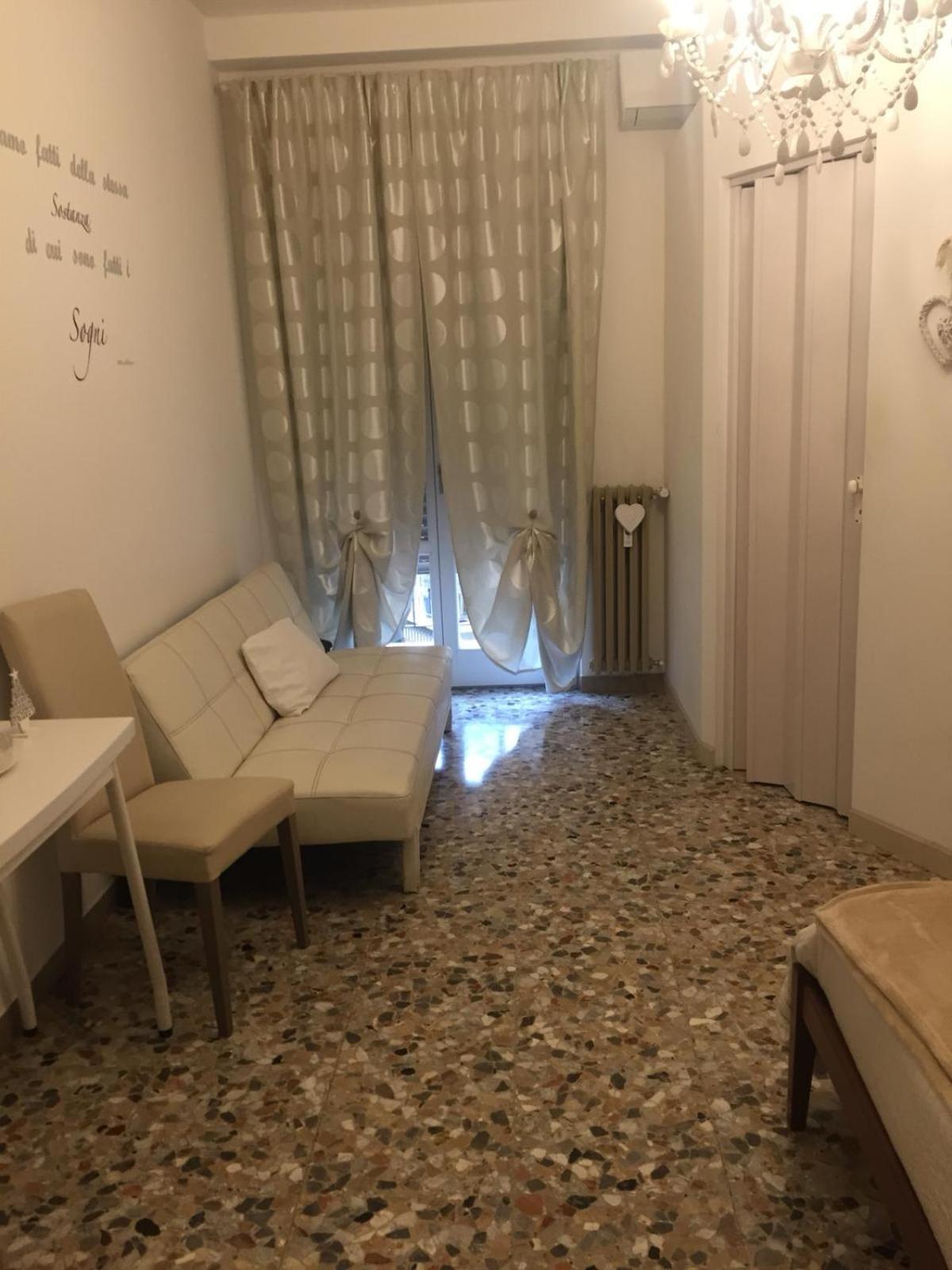 Triple Room with Private Bathroom - Photo 5