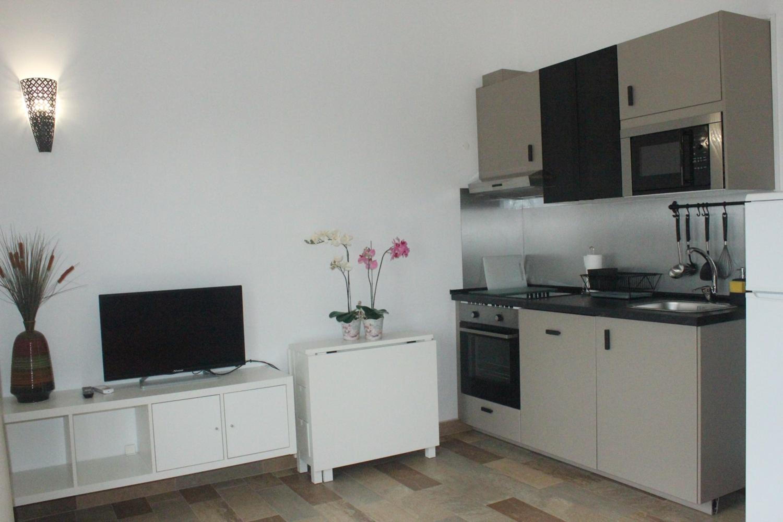 Studio with Sofa Bed photo 2