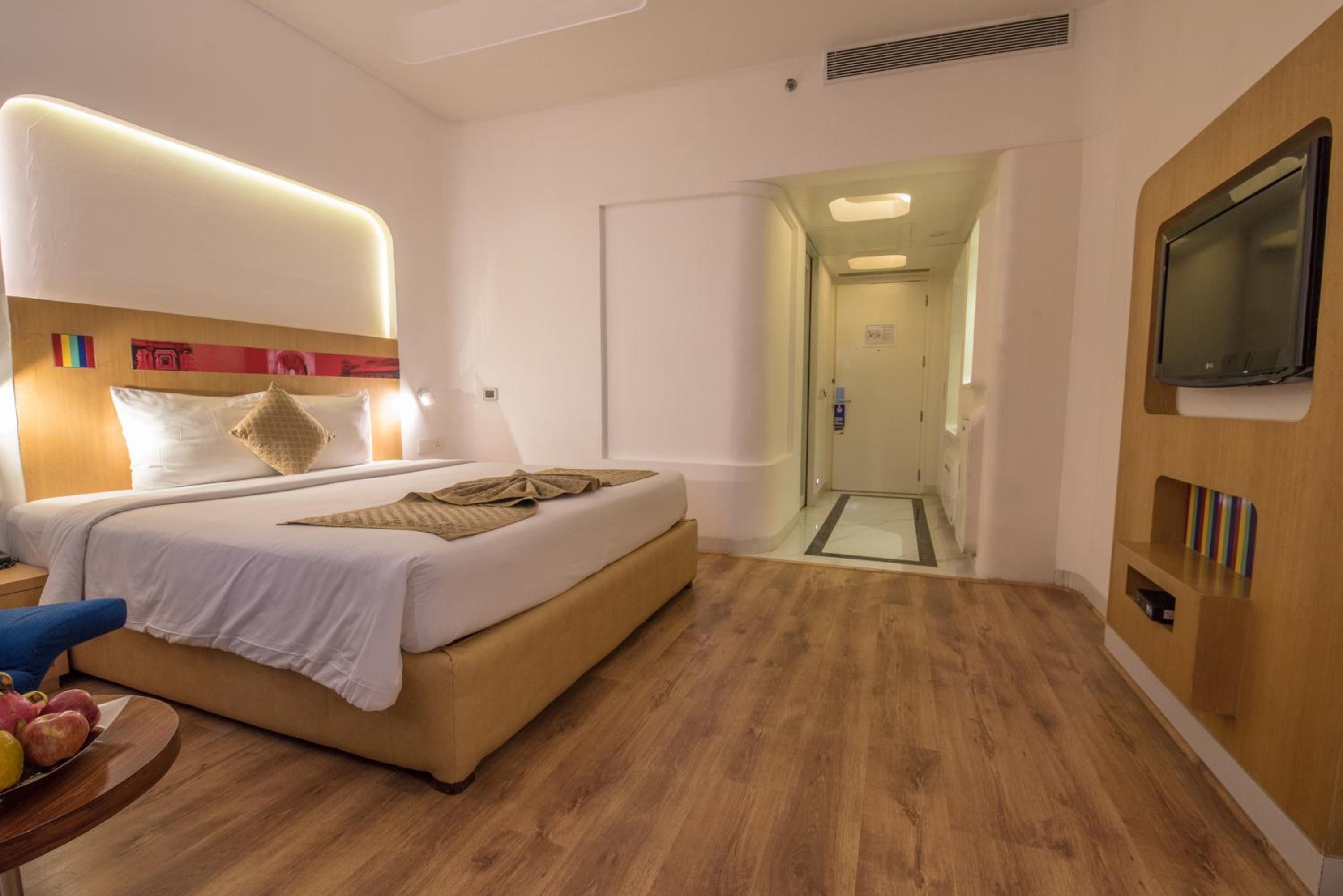 Available room thumbnail 6
