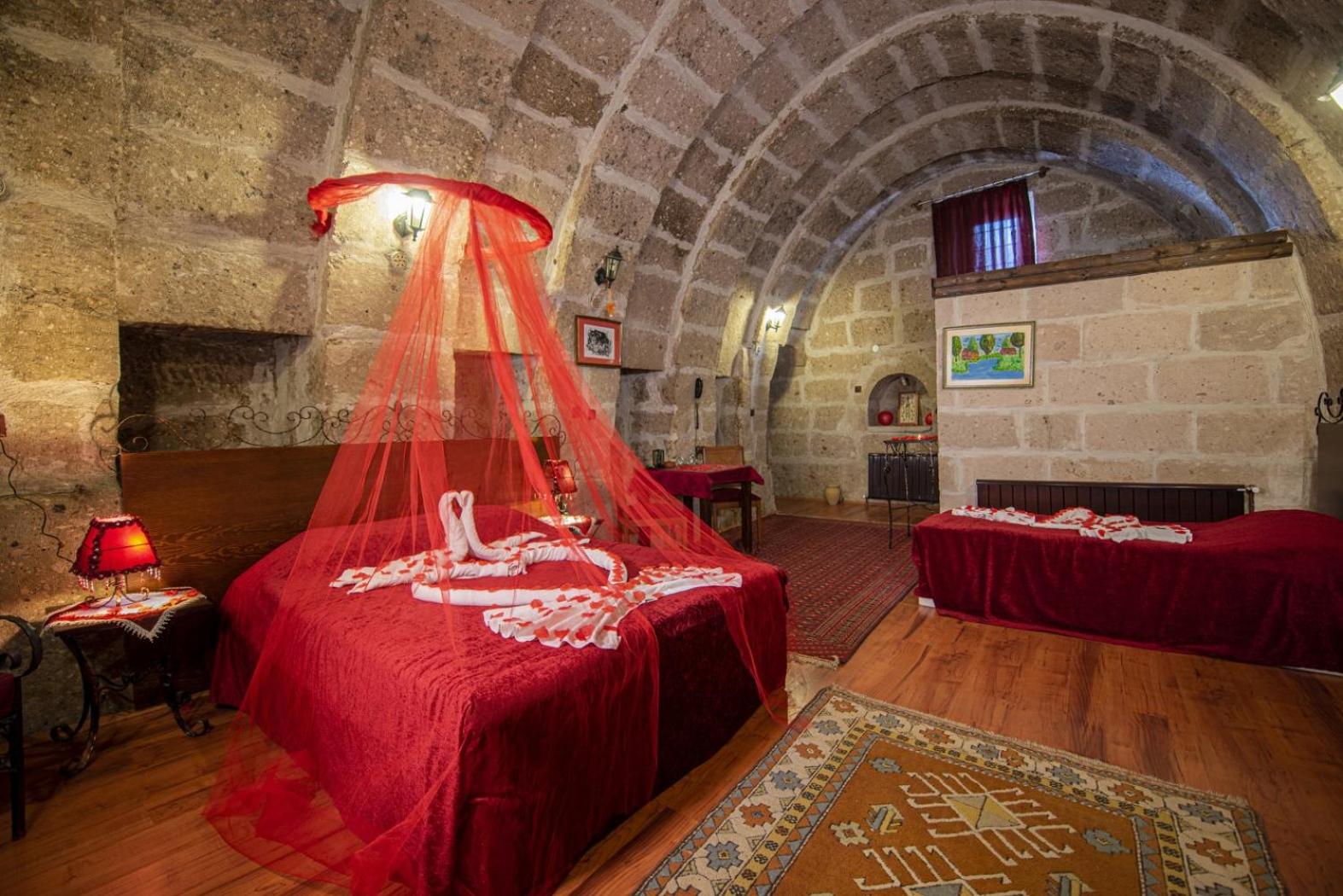 Triple Cave Room - Photo 35