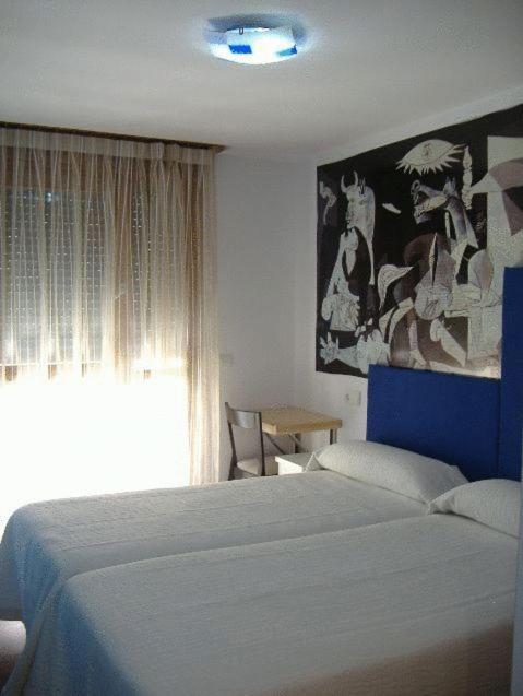 Double or Twin Room photo 2