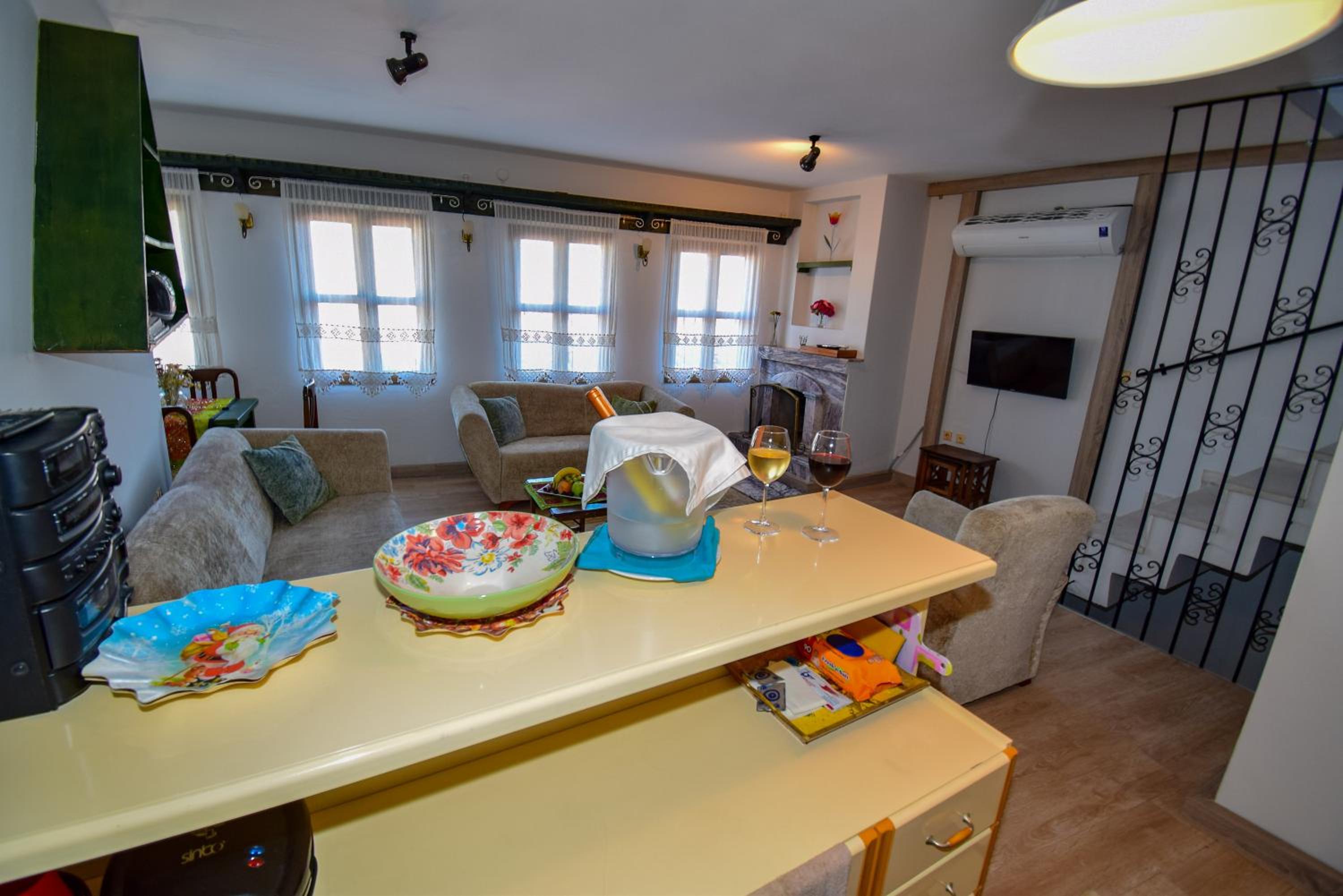 Duplex Apartment with Sea View photo 3