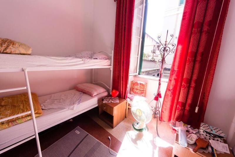 Single Bed in 6-Bed Dormitory Room
