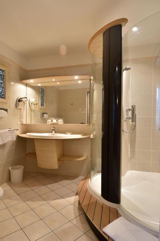 Double Room with Street View photo 3