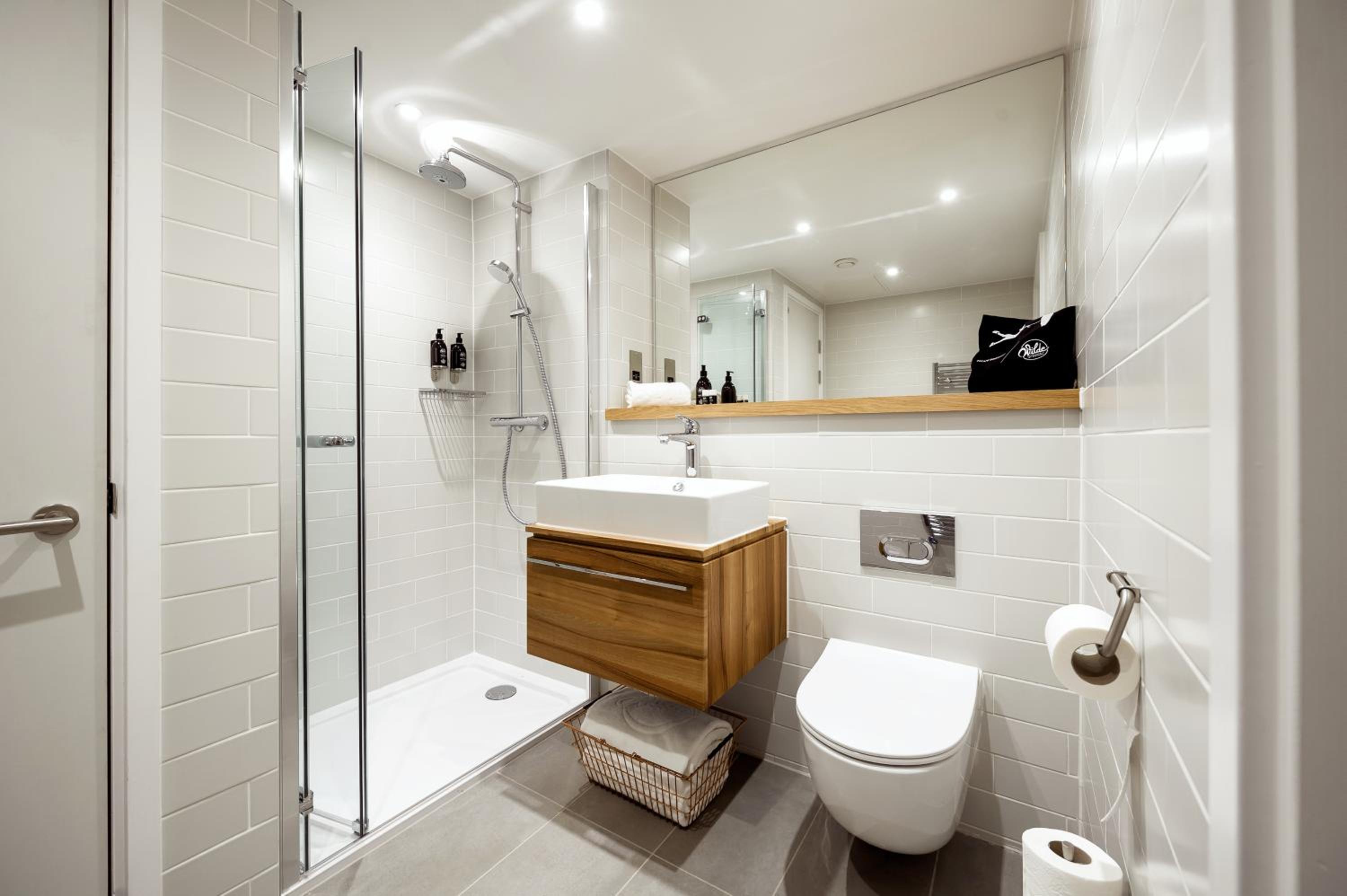 One Twin Bedroom Apartment - Photo 5