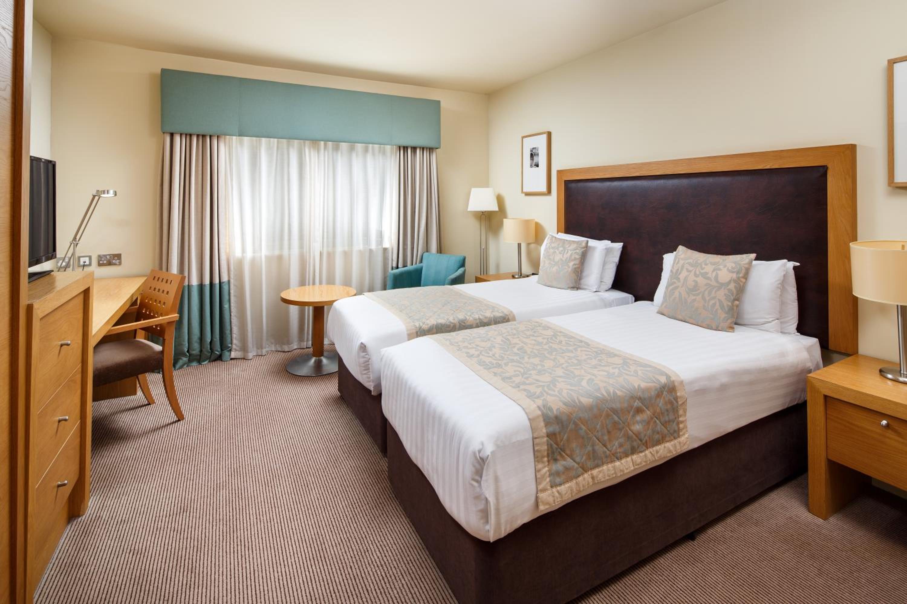 Classic Twin Room - Photo 4