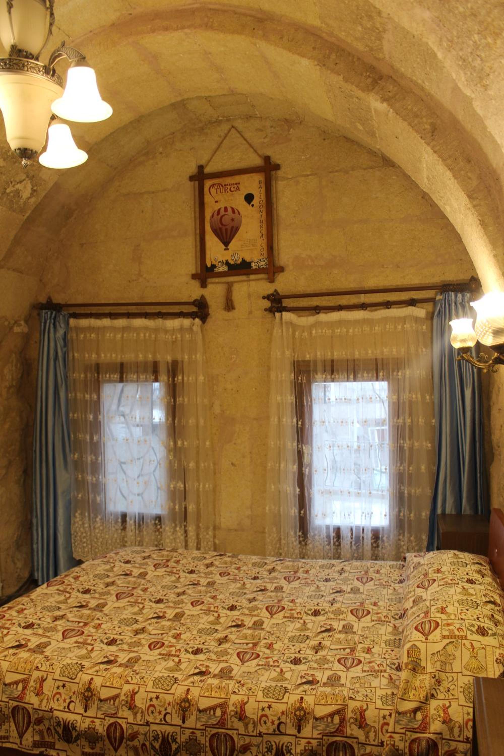Arch Room - Photo 4
