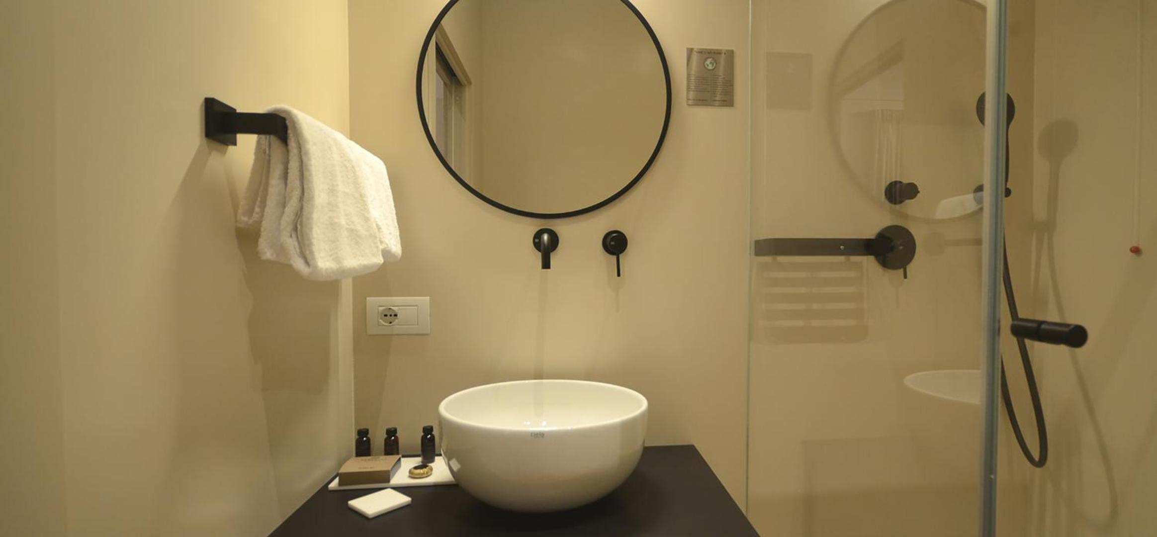 Superior Double Room - Photo 9