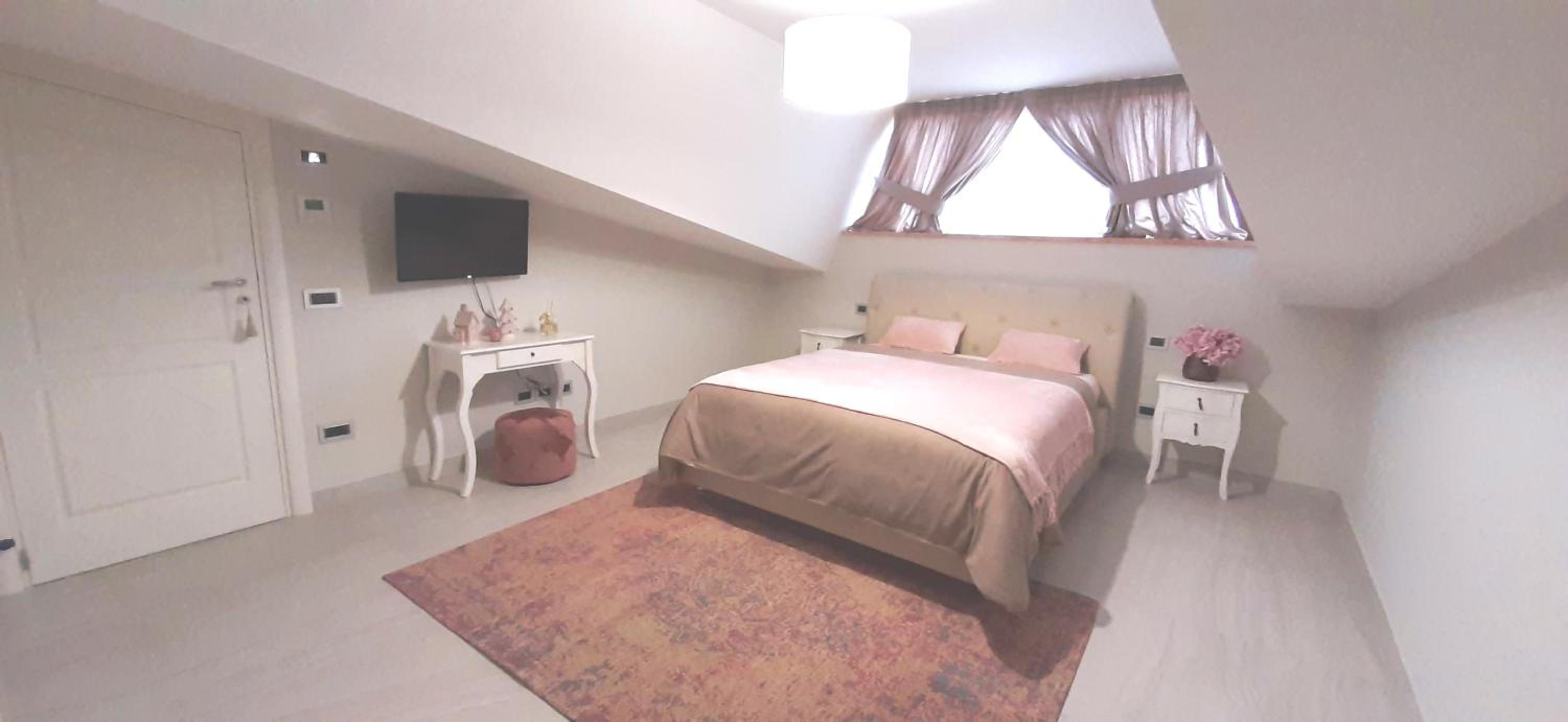 Double Room with Spa Bath photo 1