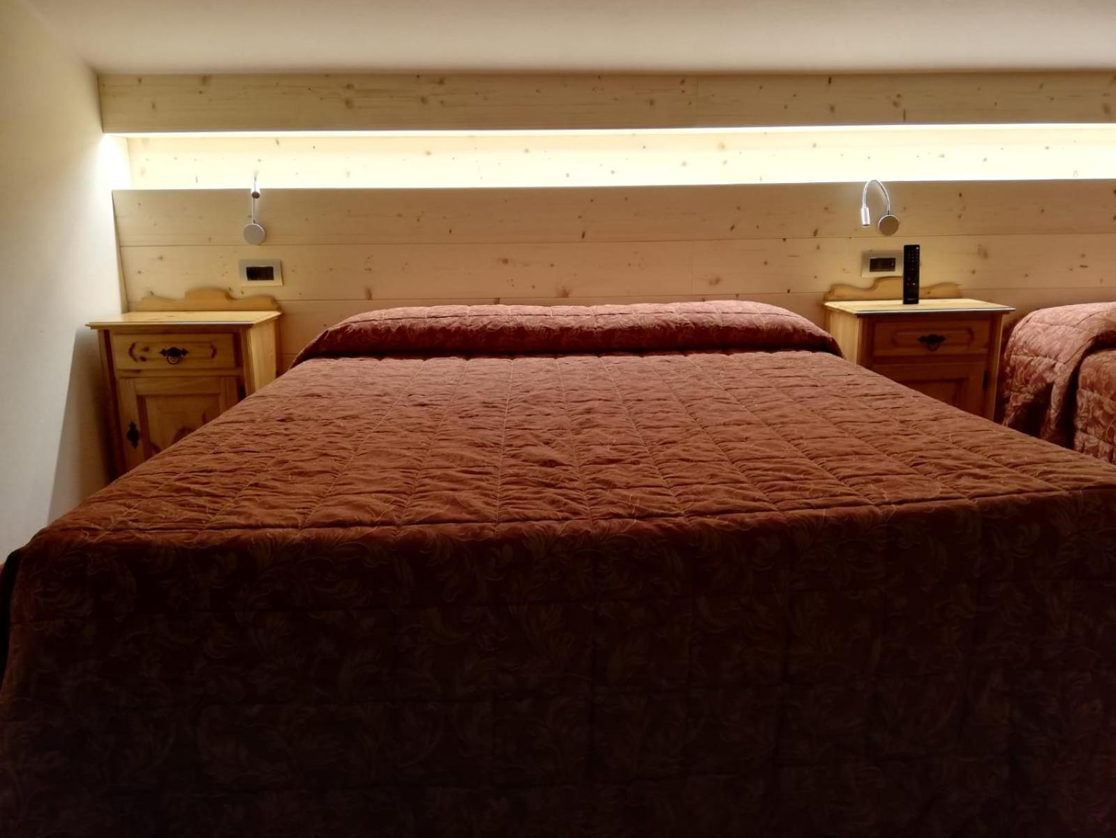 Attic Quadruple Room with Mountain View - Photo 1