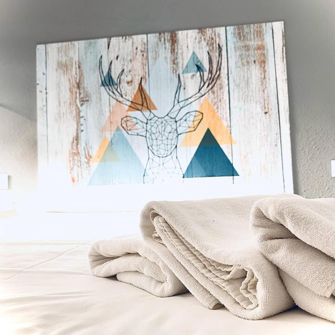 Deluxe Room - Photo 6