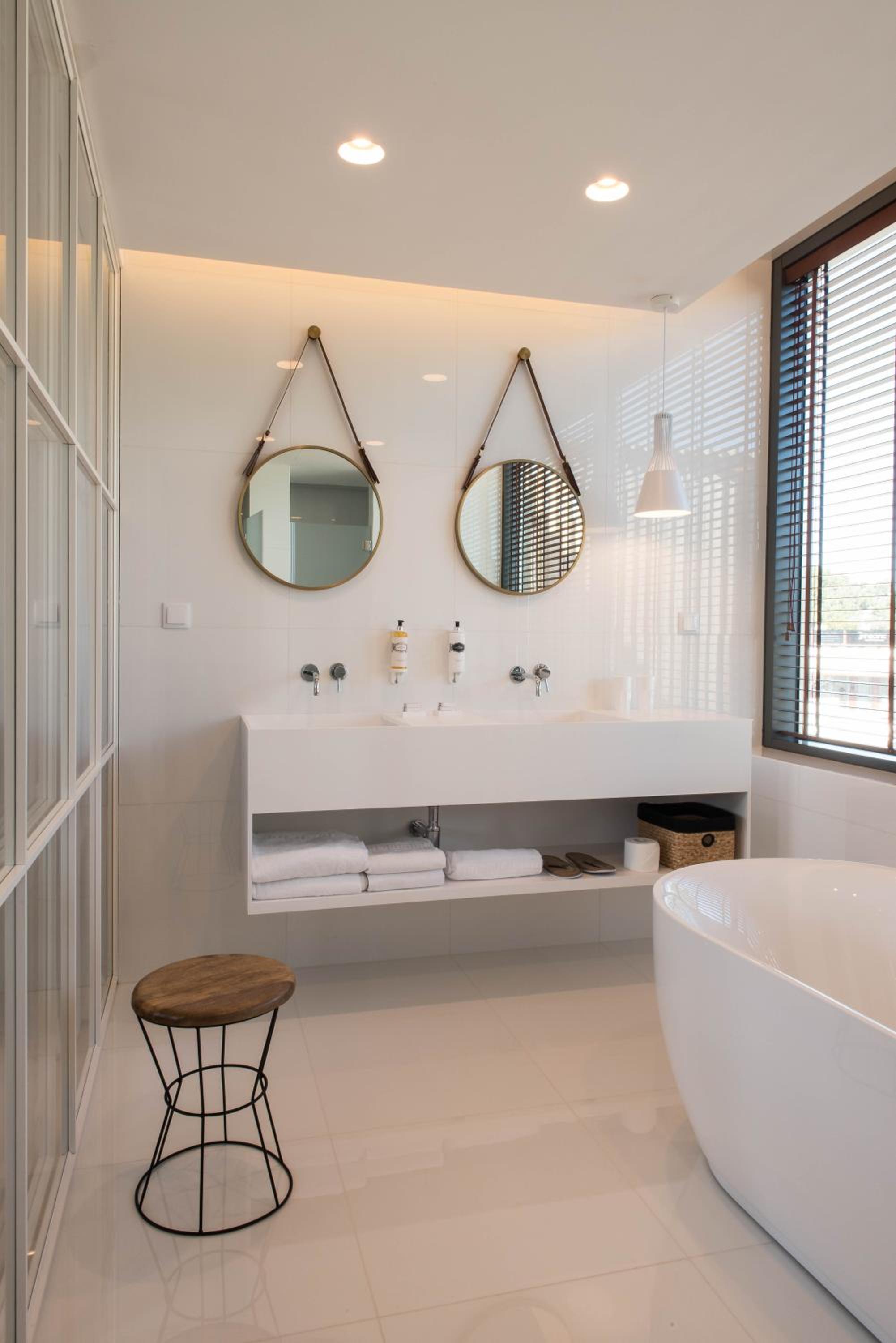 Suite with Balcony - Photo 5