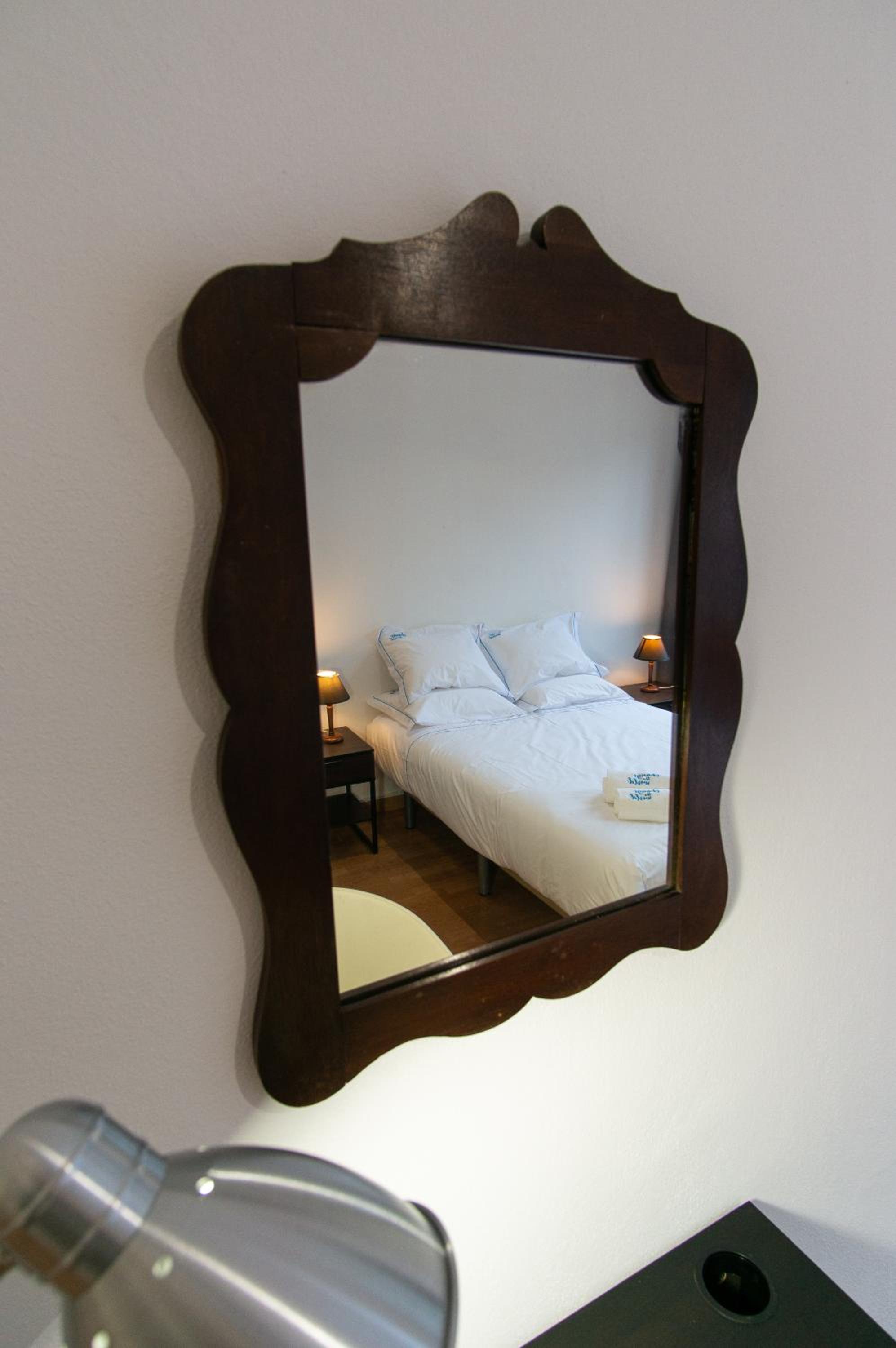 Double Room with Private Bathroom - Photo 5