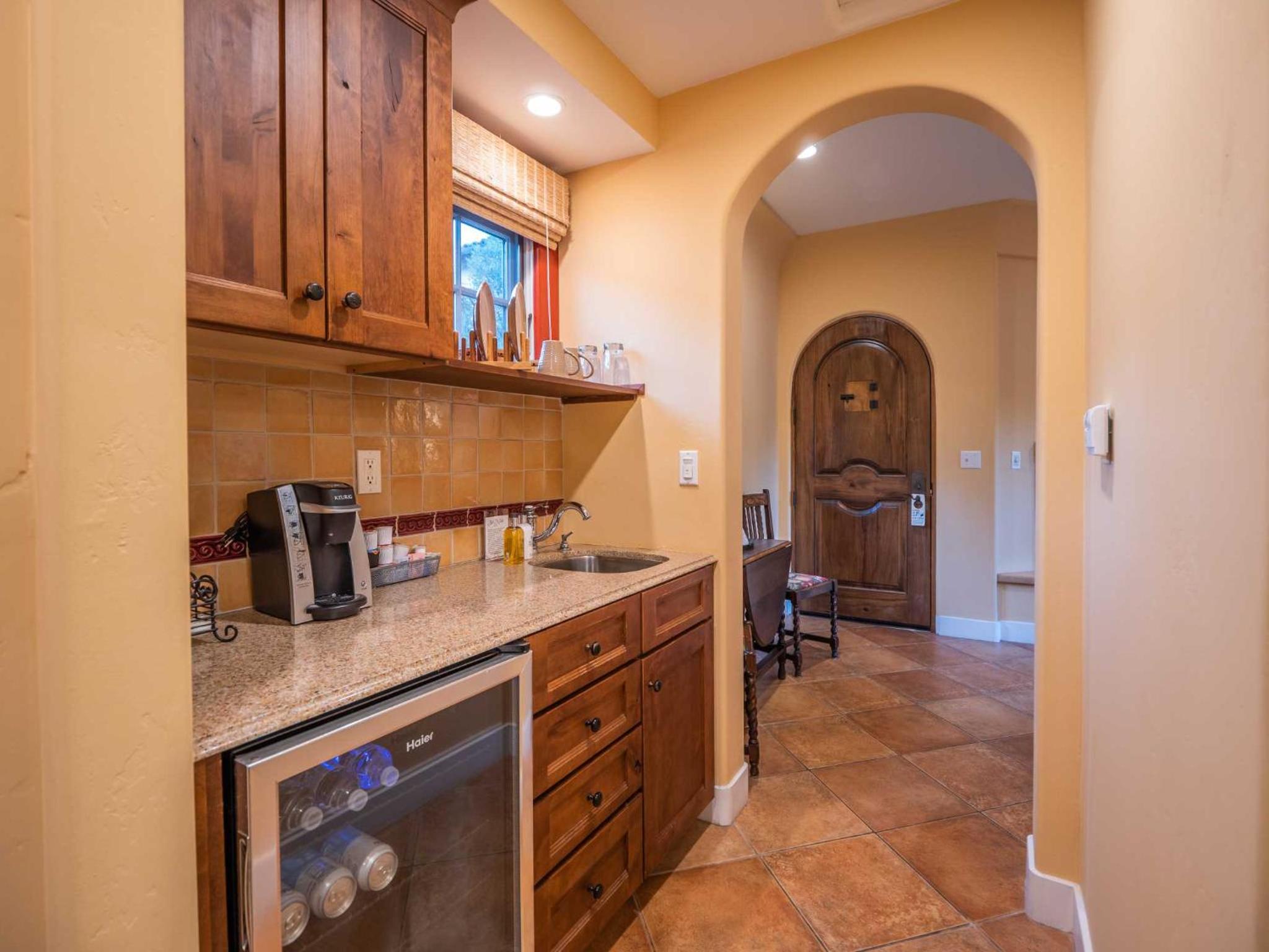 Luxury Suite 3 photo 2