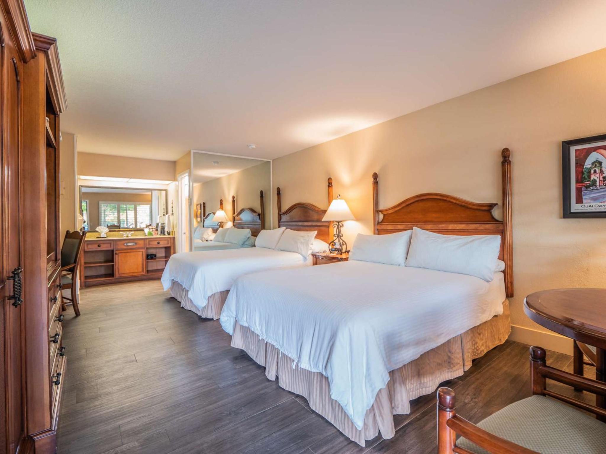 Queen Room with Two Queen Beds with Patio - Photo 15