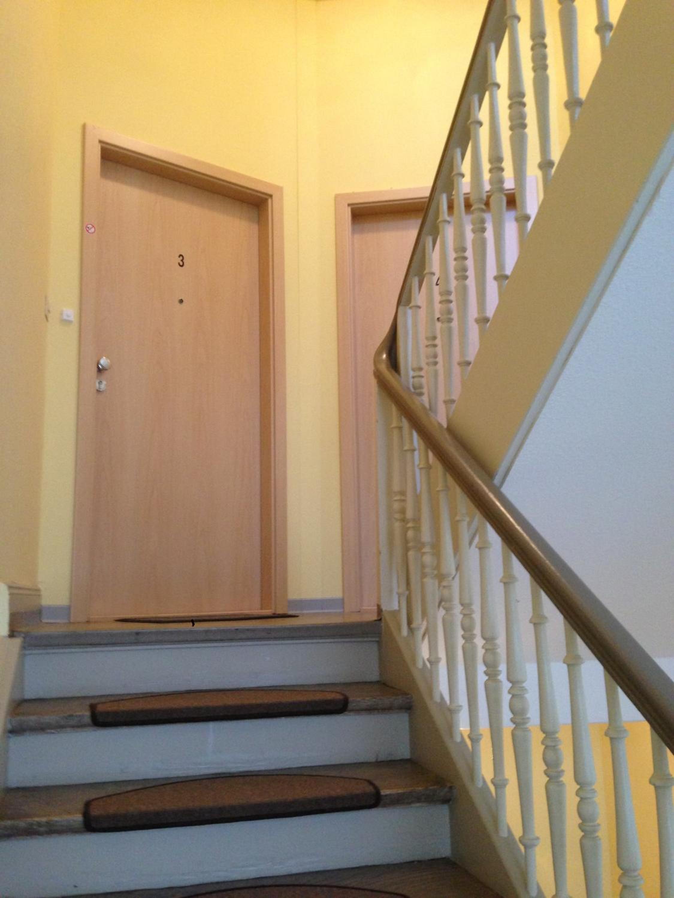 One-Bedroom Apartment - Photo 9