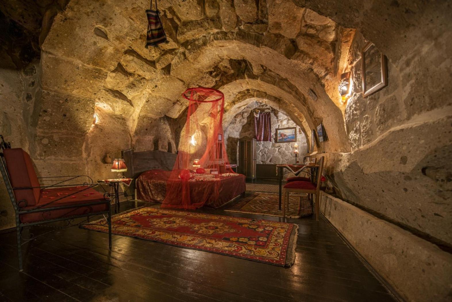 Triple Cave Room - Photo 16