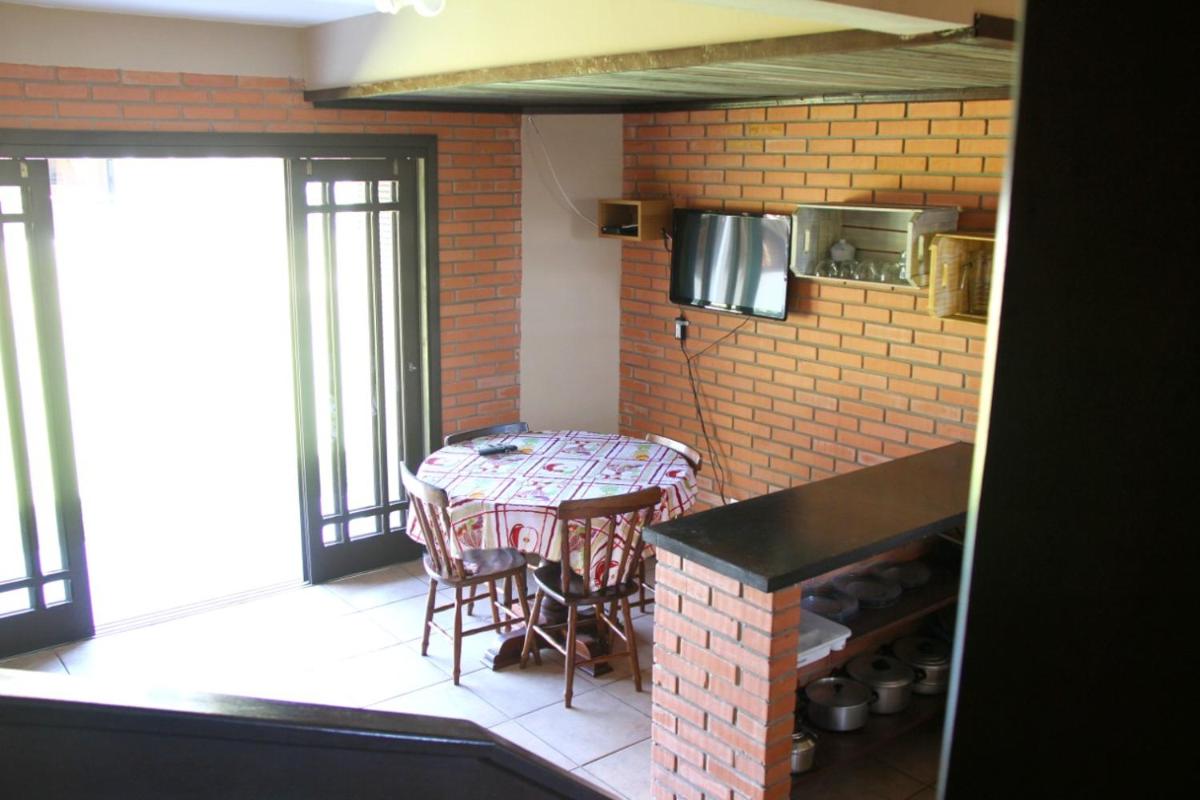 Apartment - Split Level photo 3