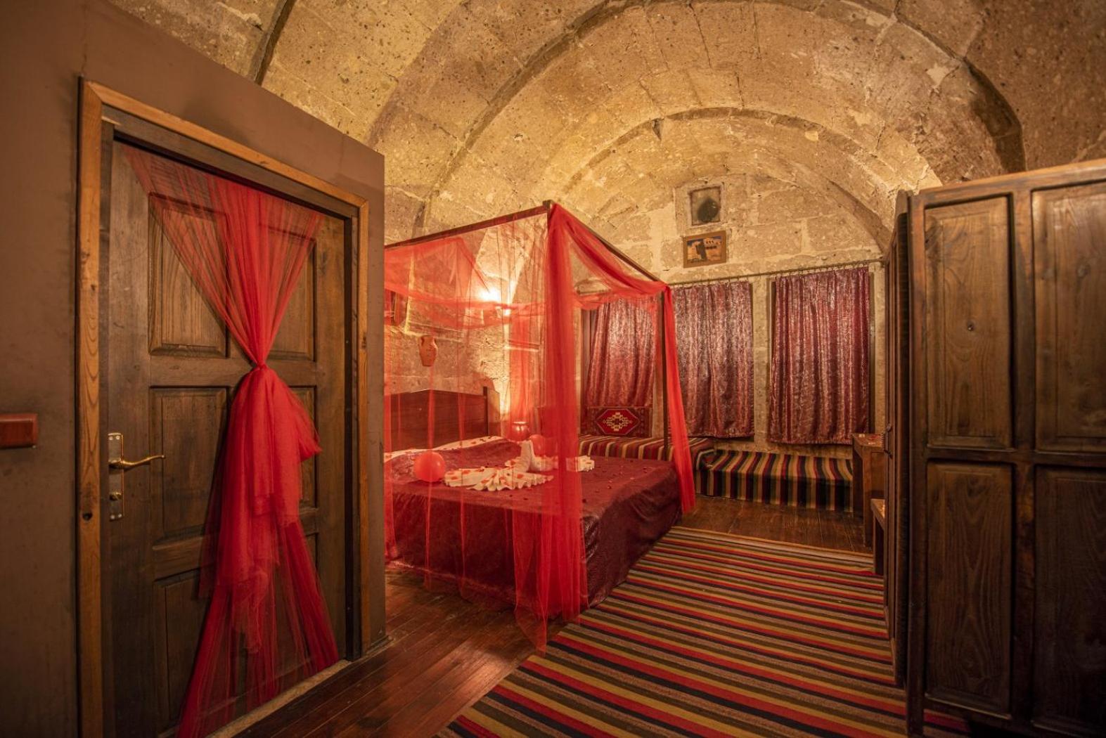 Triple Cave Room - Photo 7