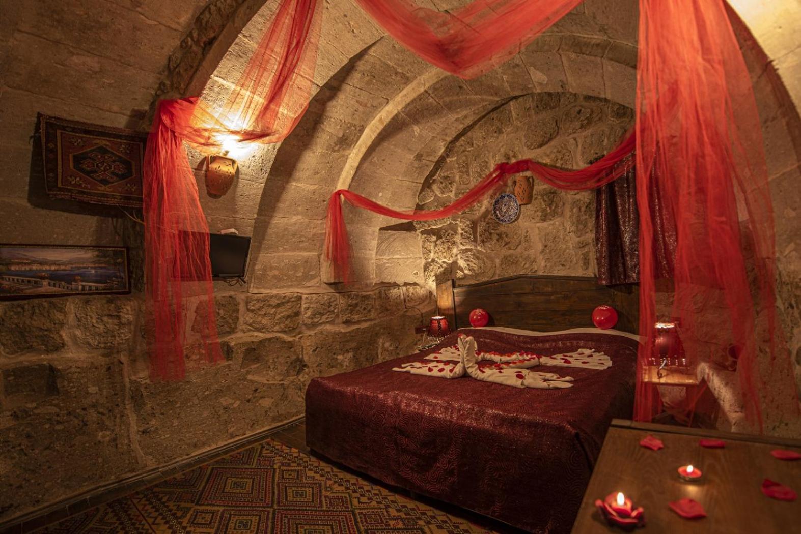 Triple Cave Room - Photo 6