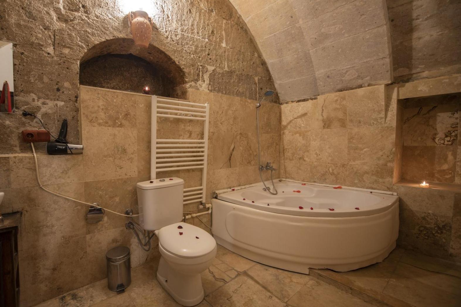 Triple Cave Room - Photo 5