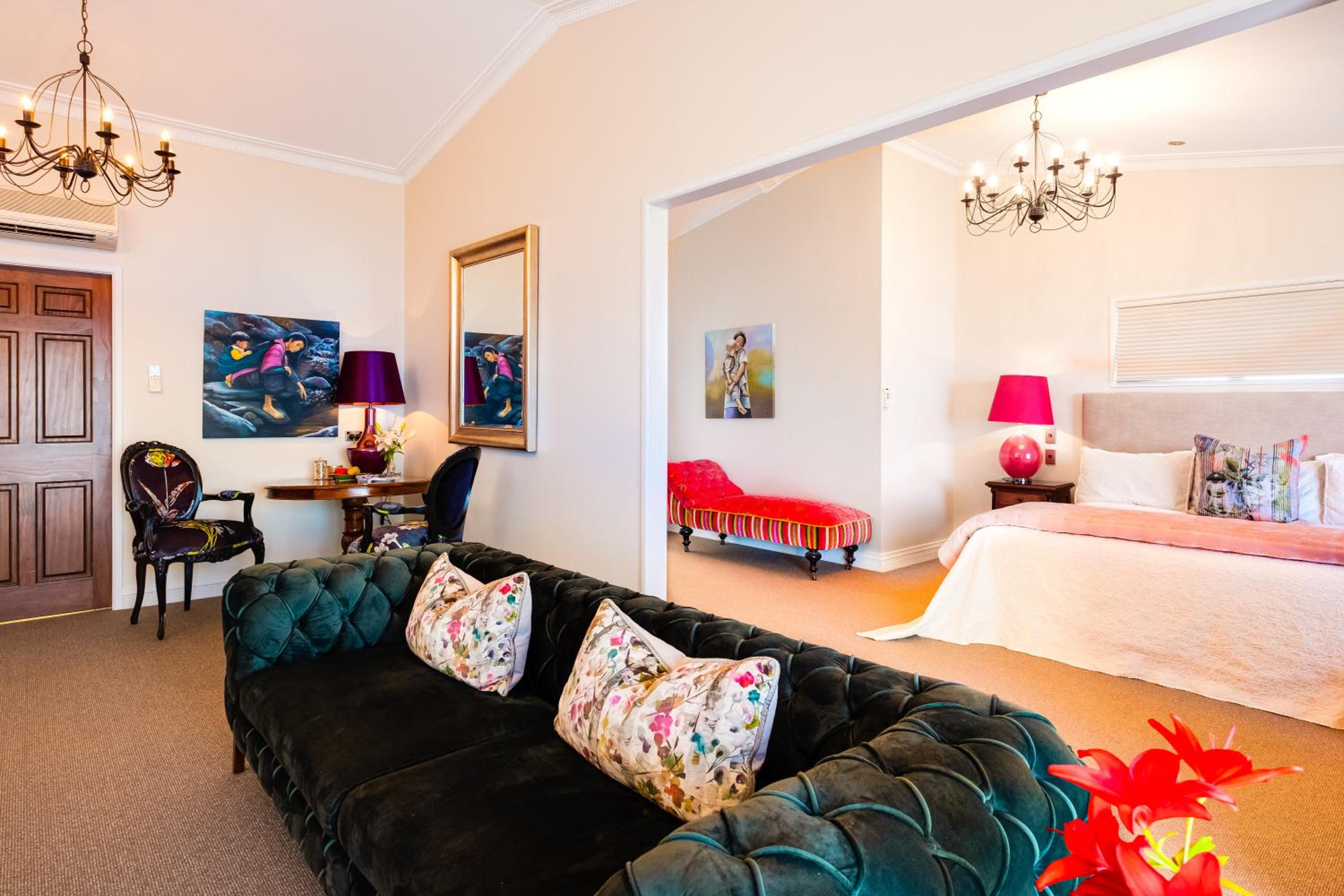 Lake View Lodge Suite - Photo 19